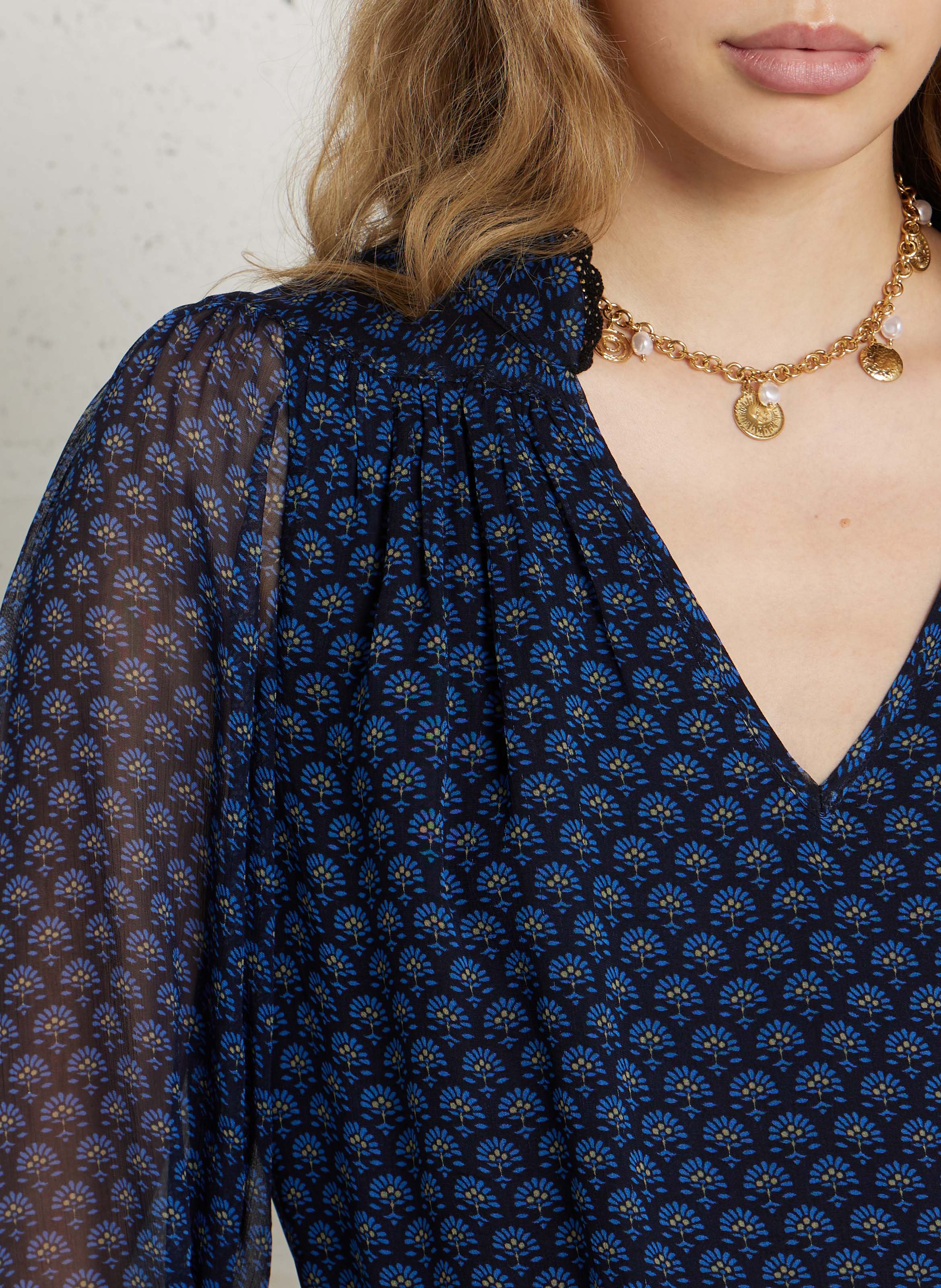 Straight V-neck printed blouse MAISON 123 Blue