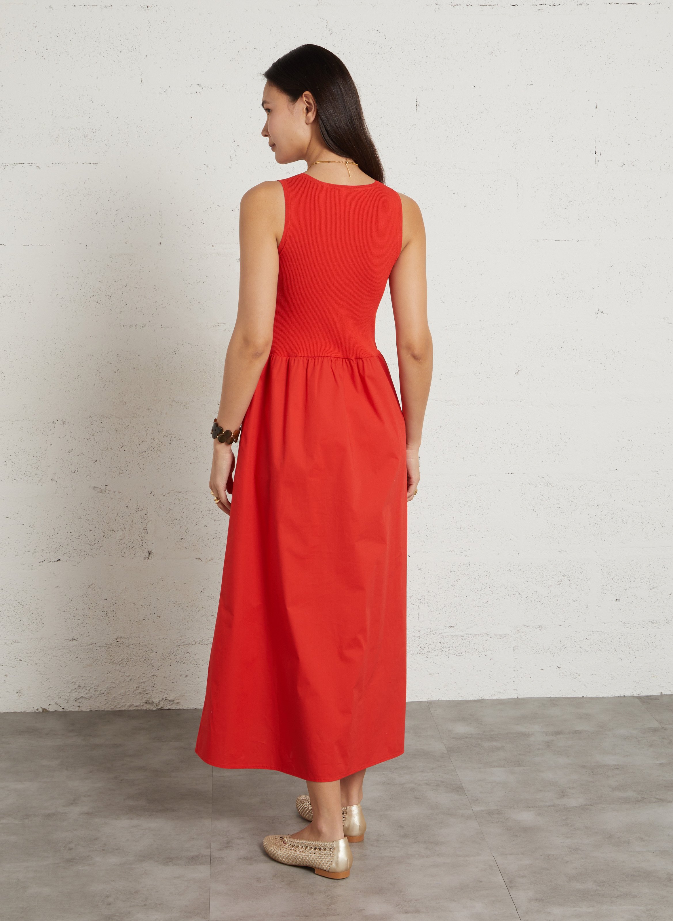 Lange jurk uit twee materialen MAISON 123 Rood