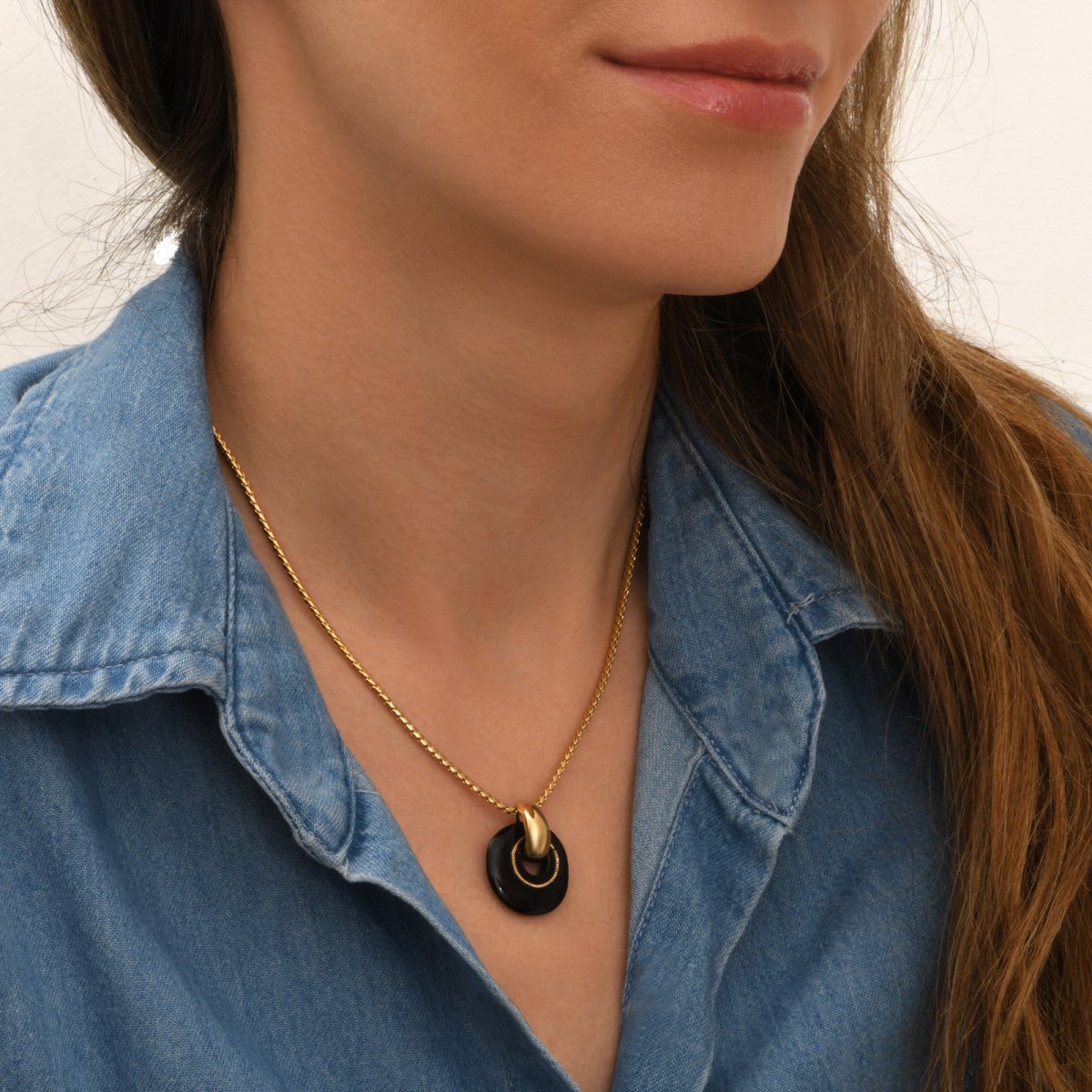 Pendant Necklace in Fine Gold Plating SATELLITE PARIS Black