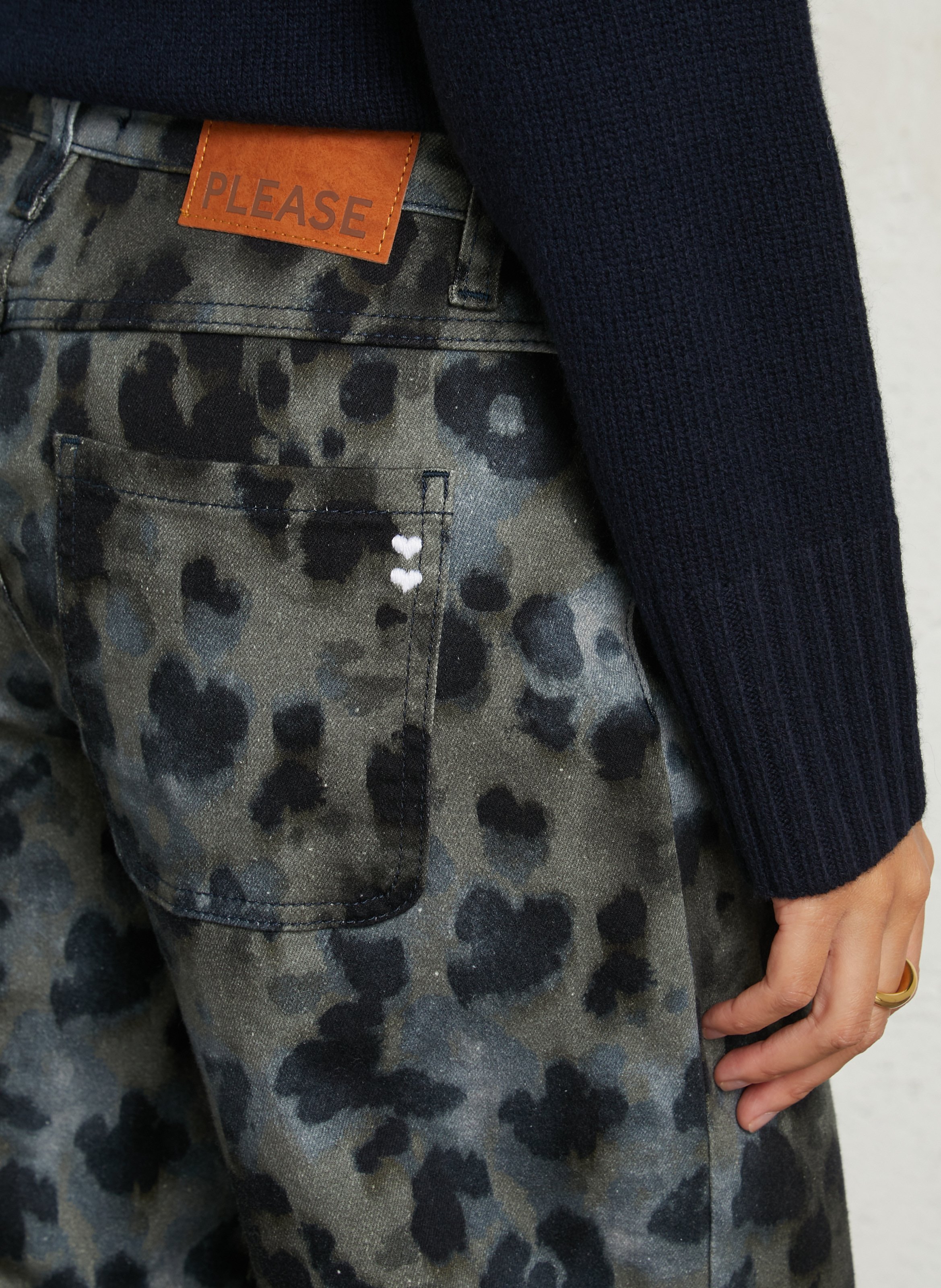 Weite Hose aus bedruckter Baumwollmischung PLEASE Blau
