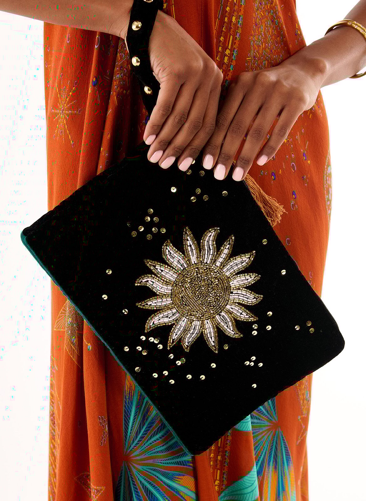 Geborduurde fluwelen clutch WILD Zwart