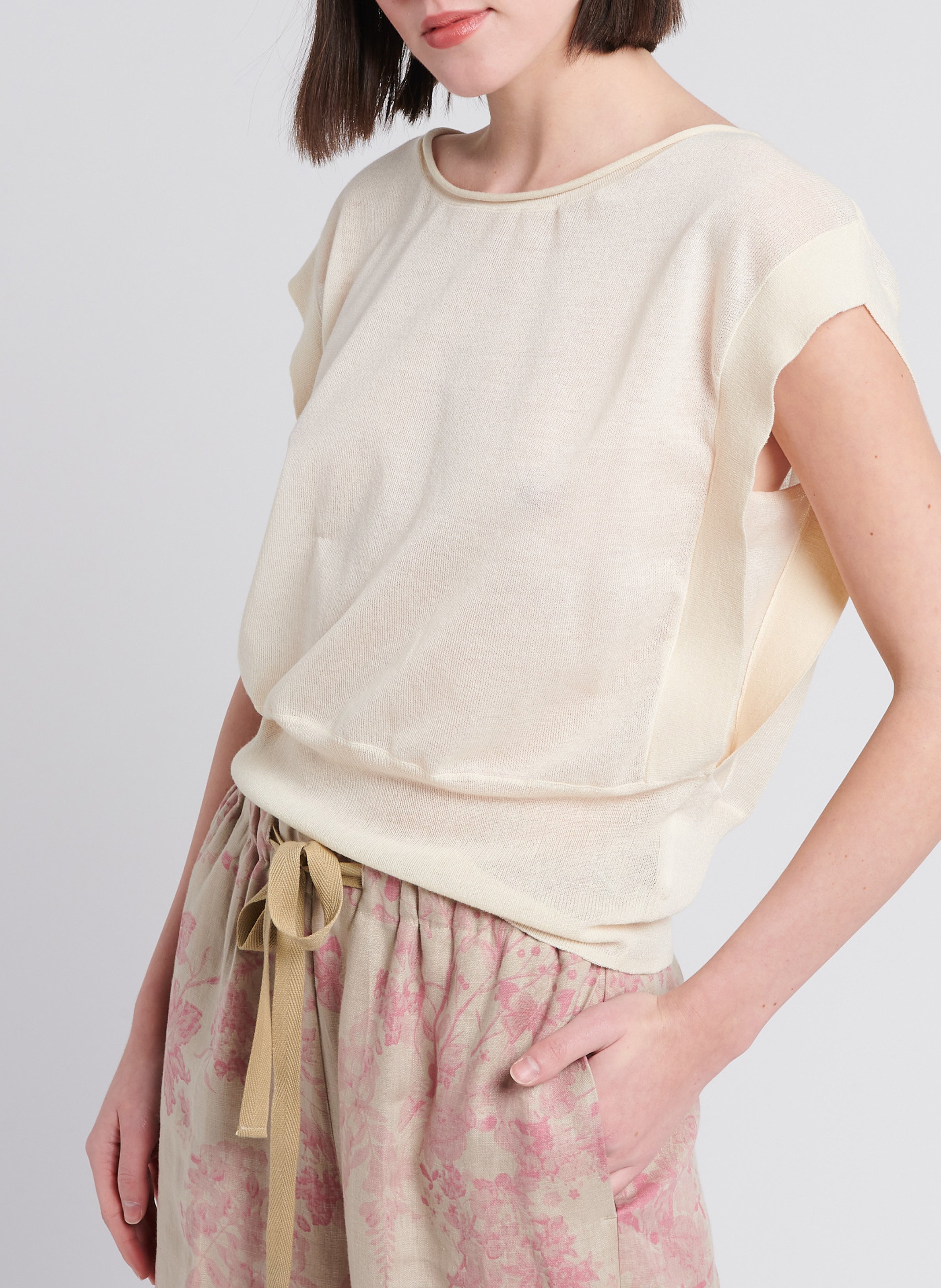 Pull ample à col rond  ATTIC AND BARN Beige