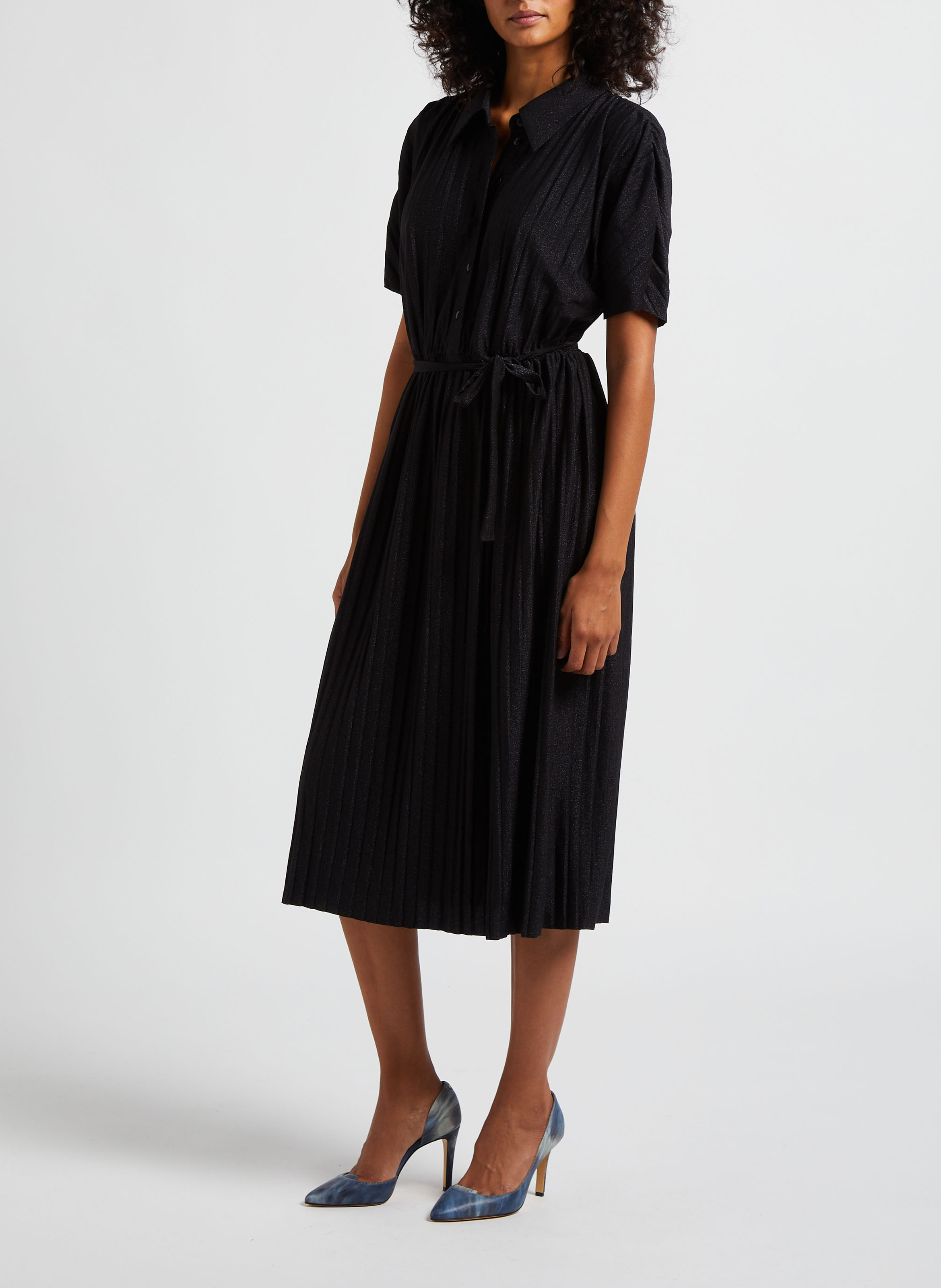 Plissiertes Midikleid mit klassischem Kragen und Pailletten VILA Schwarz