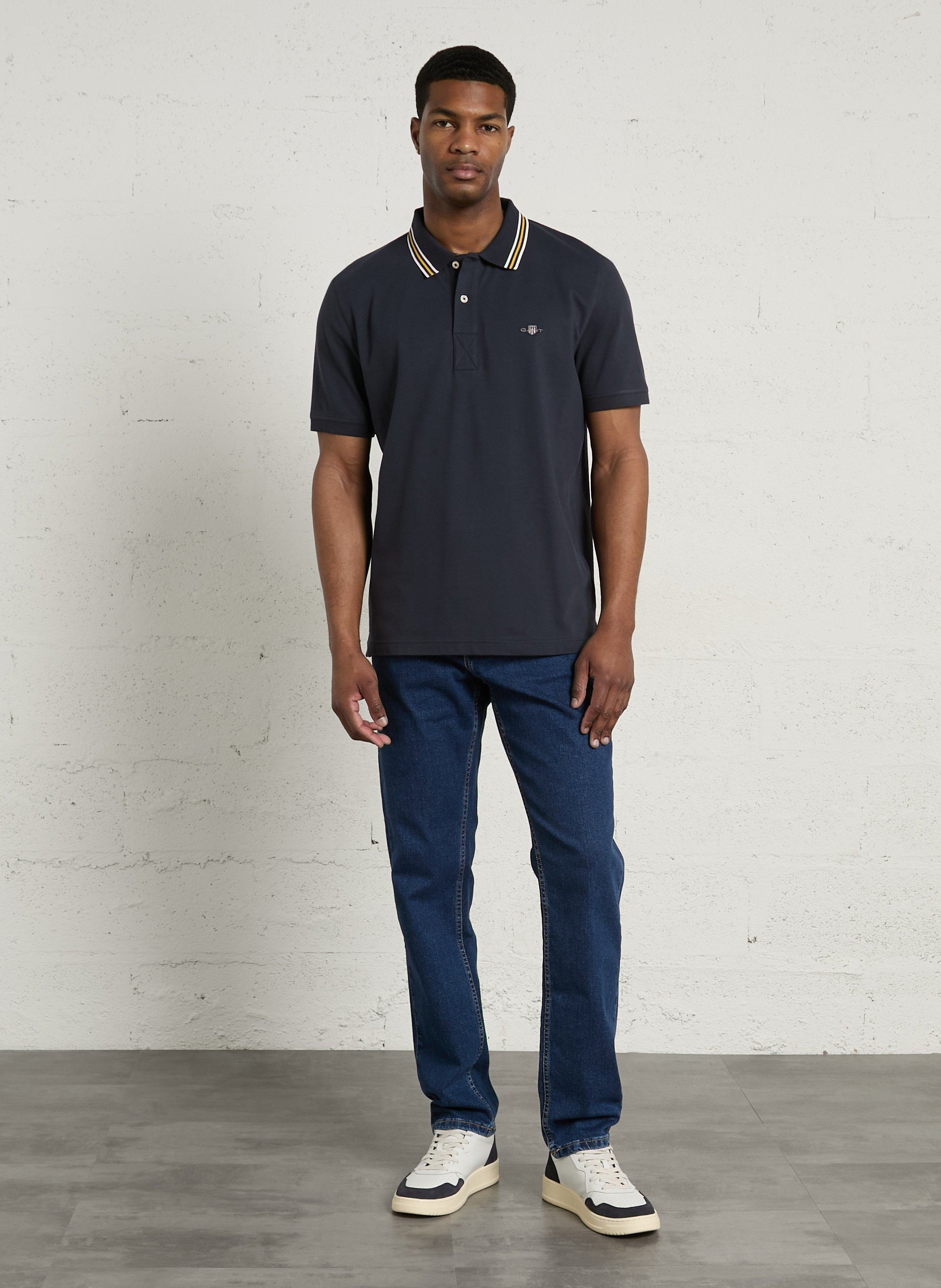 Polo manches courtes droit en coton mélangé GANT Bleu