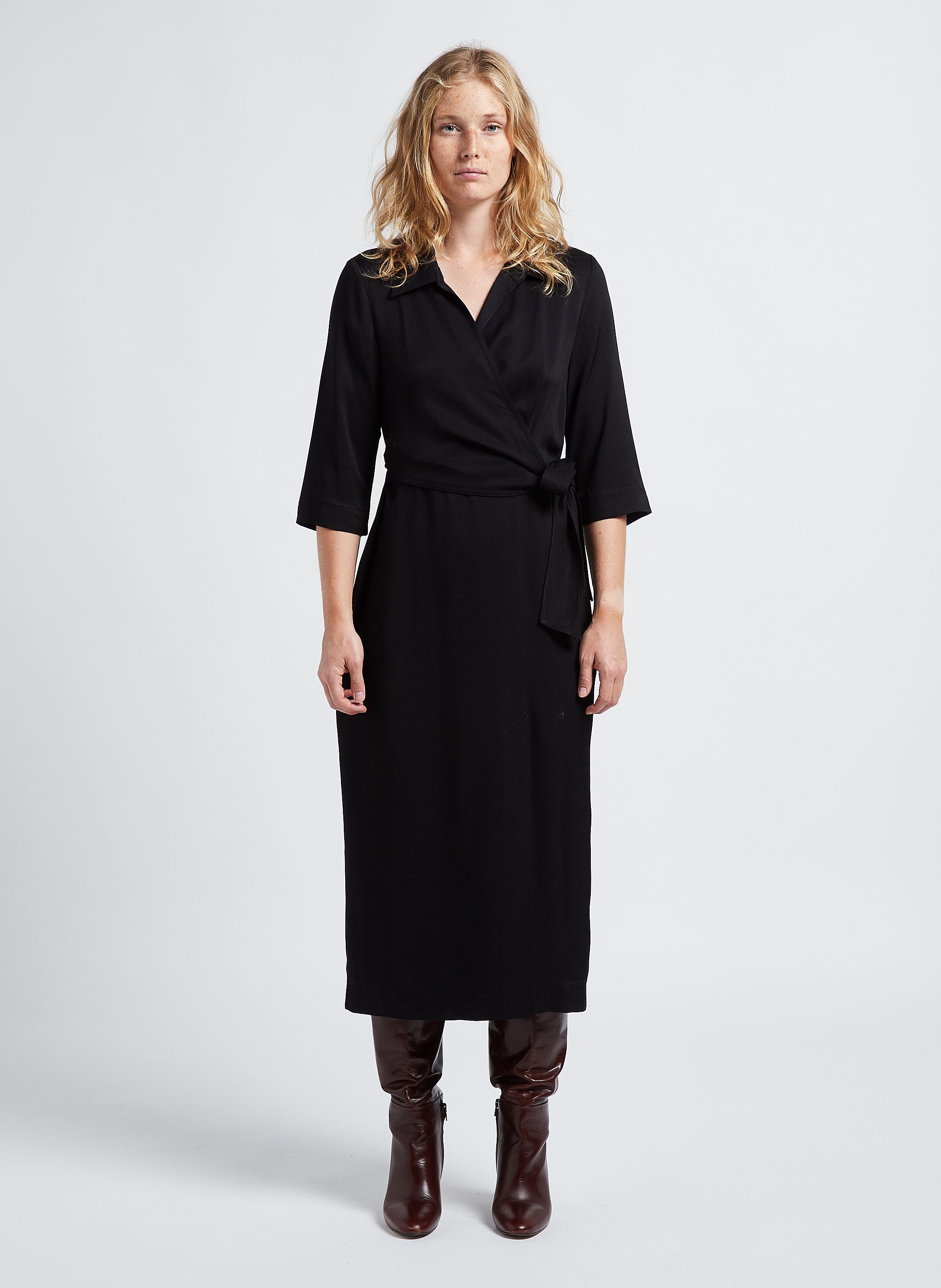 Robe midi col V revers Noir