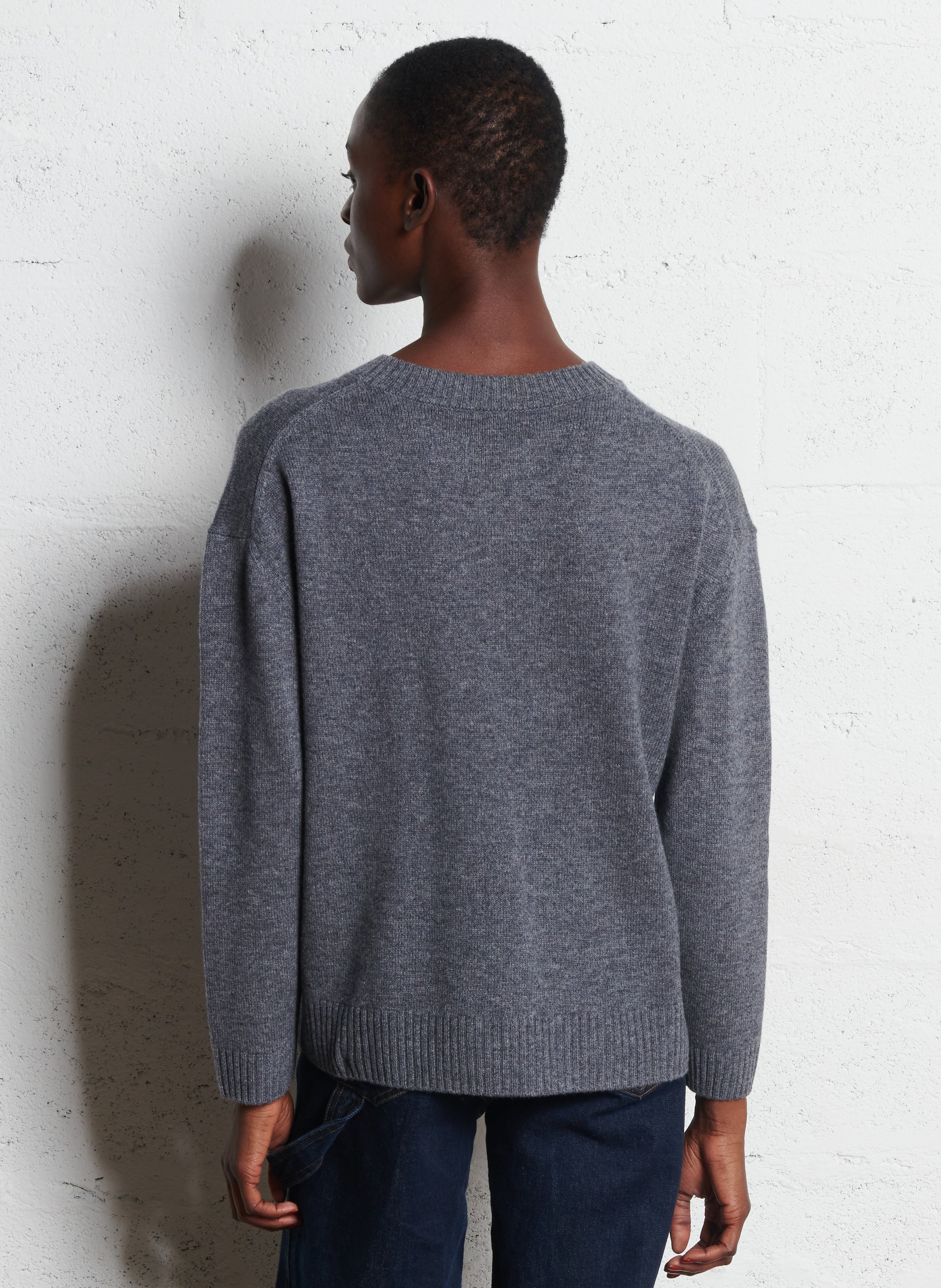 Pull col rond uni avec boutons en laine DES PETITS HAUTS Gris