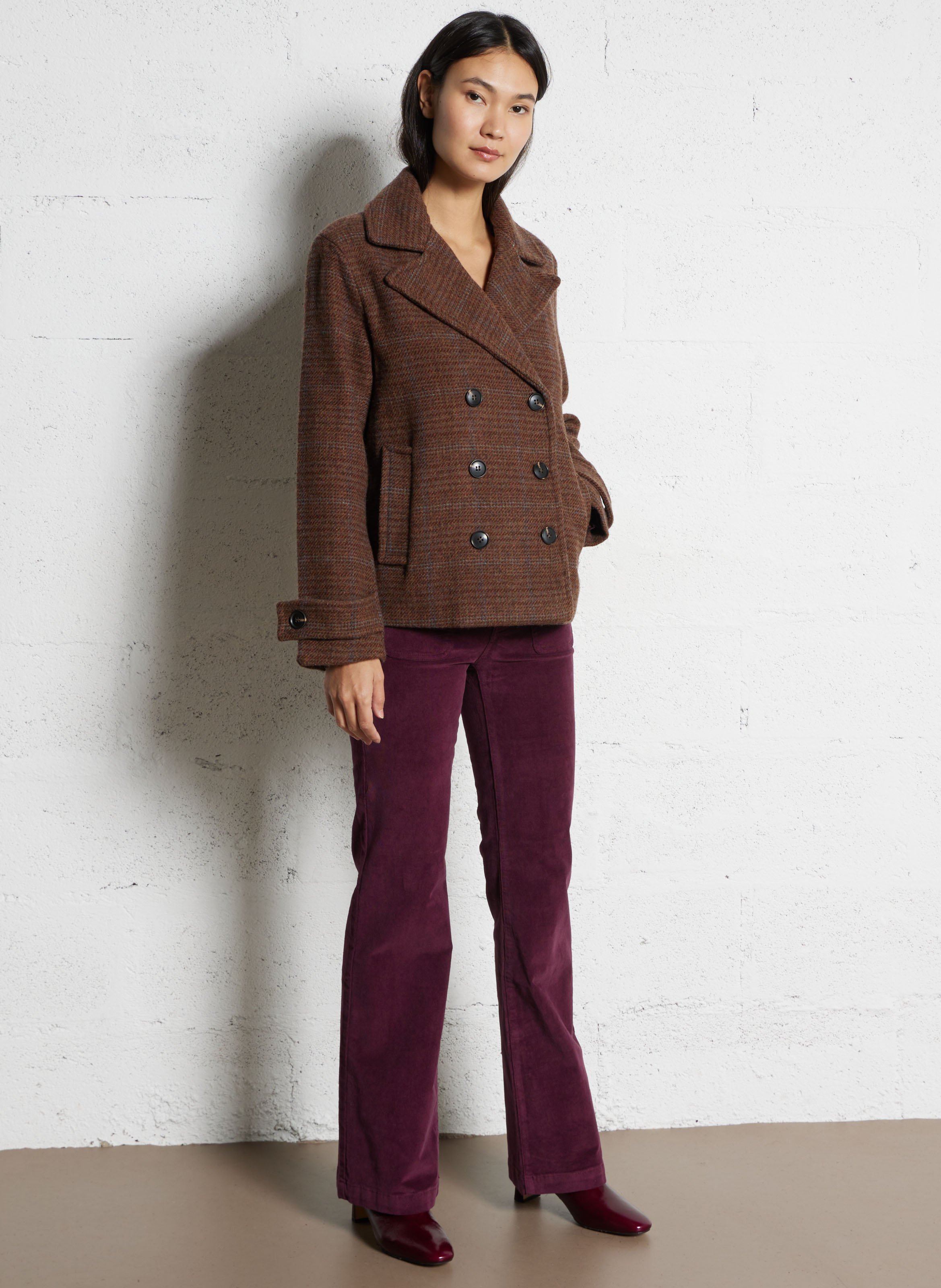 Fließende gerade Bluse mit Blumen LA PETITE ETOILE Mehrfarbig