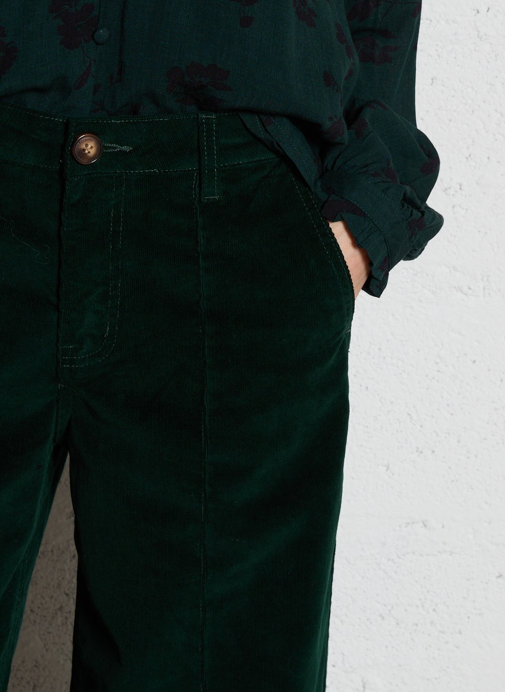 Weite Hose aus Baumwoll-Mix mit hohem Bund LA PETITE ETOILE Grun