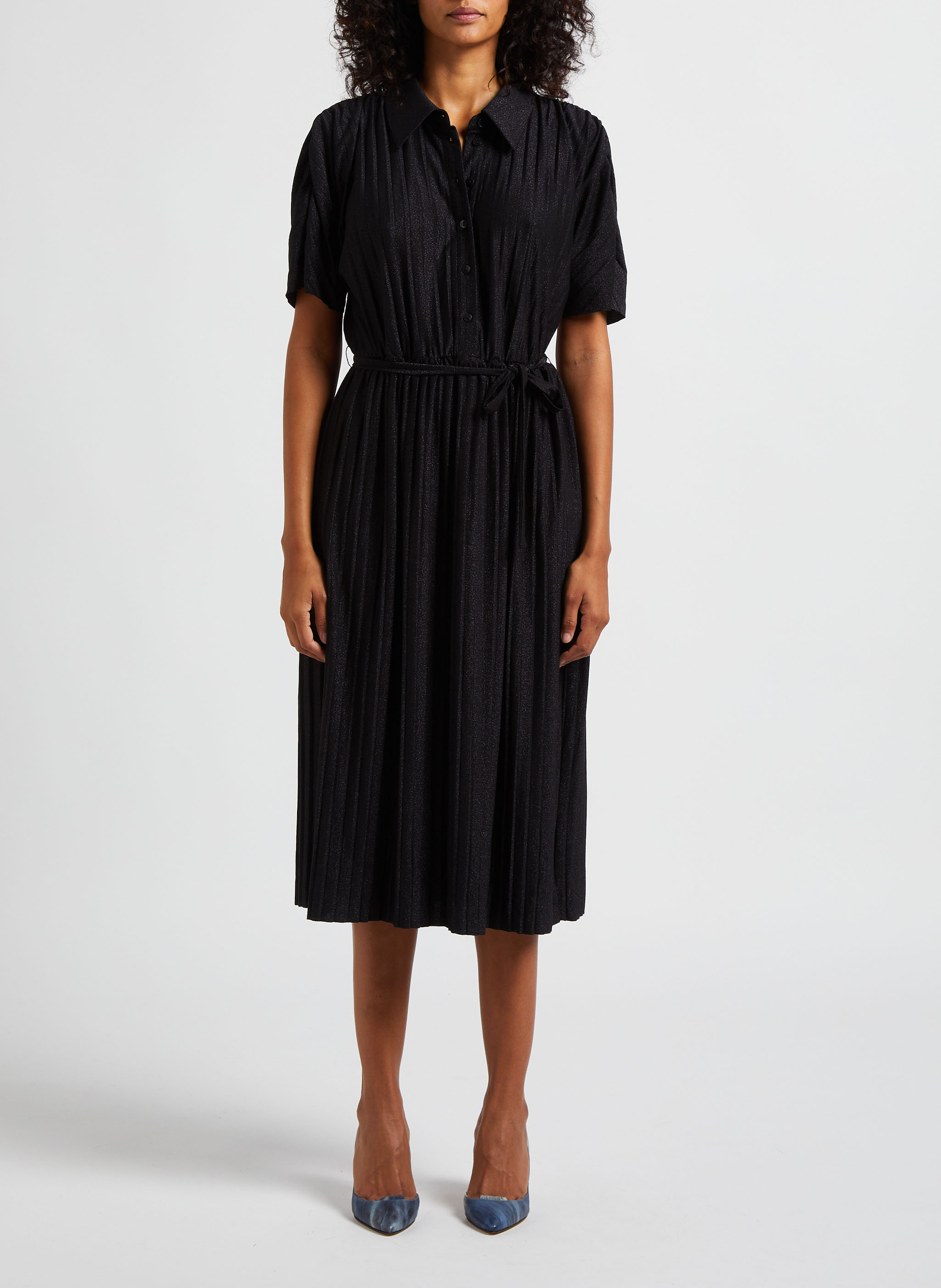 Plissiertes Midikleid mit klassischem Kragen und Pailletten VILA Schwarz