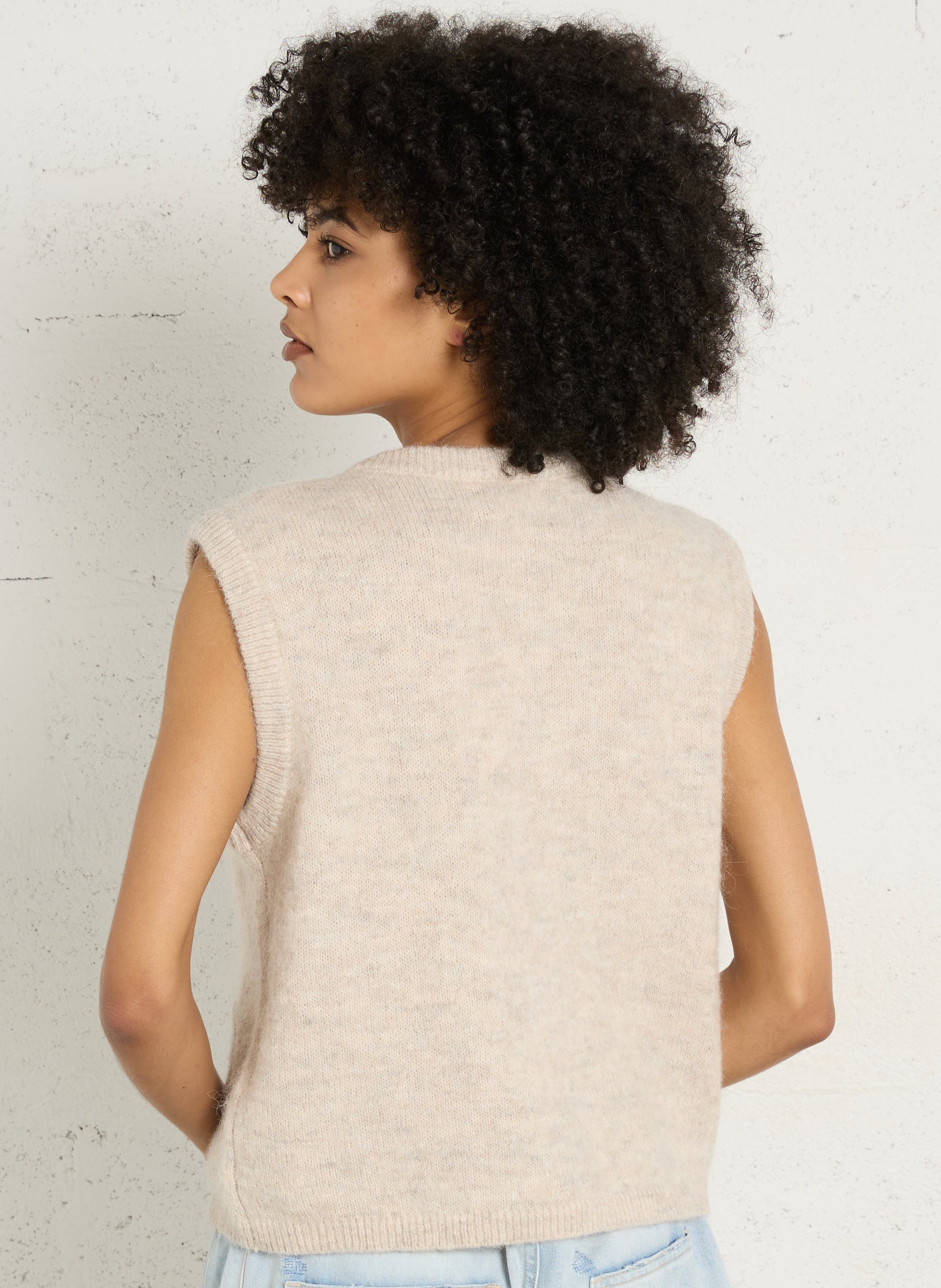 Gilet sans manches col rond en alpaga mélangé MAISON 123 Blanc