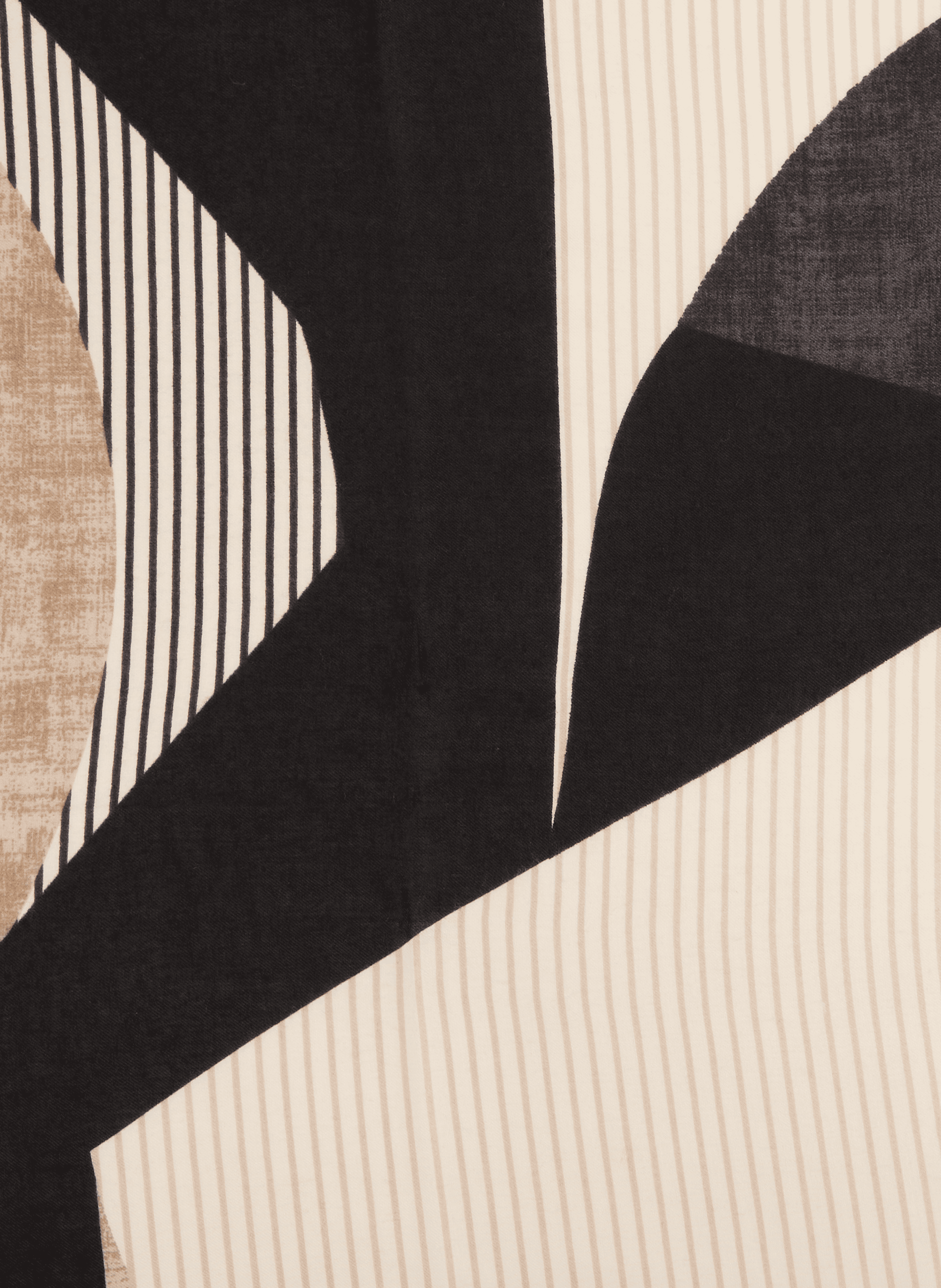 Patterned scarf with fringes AU PRINTEMPS PARIS Black