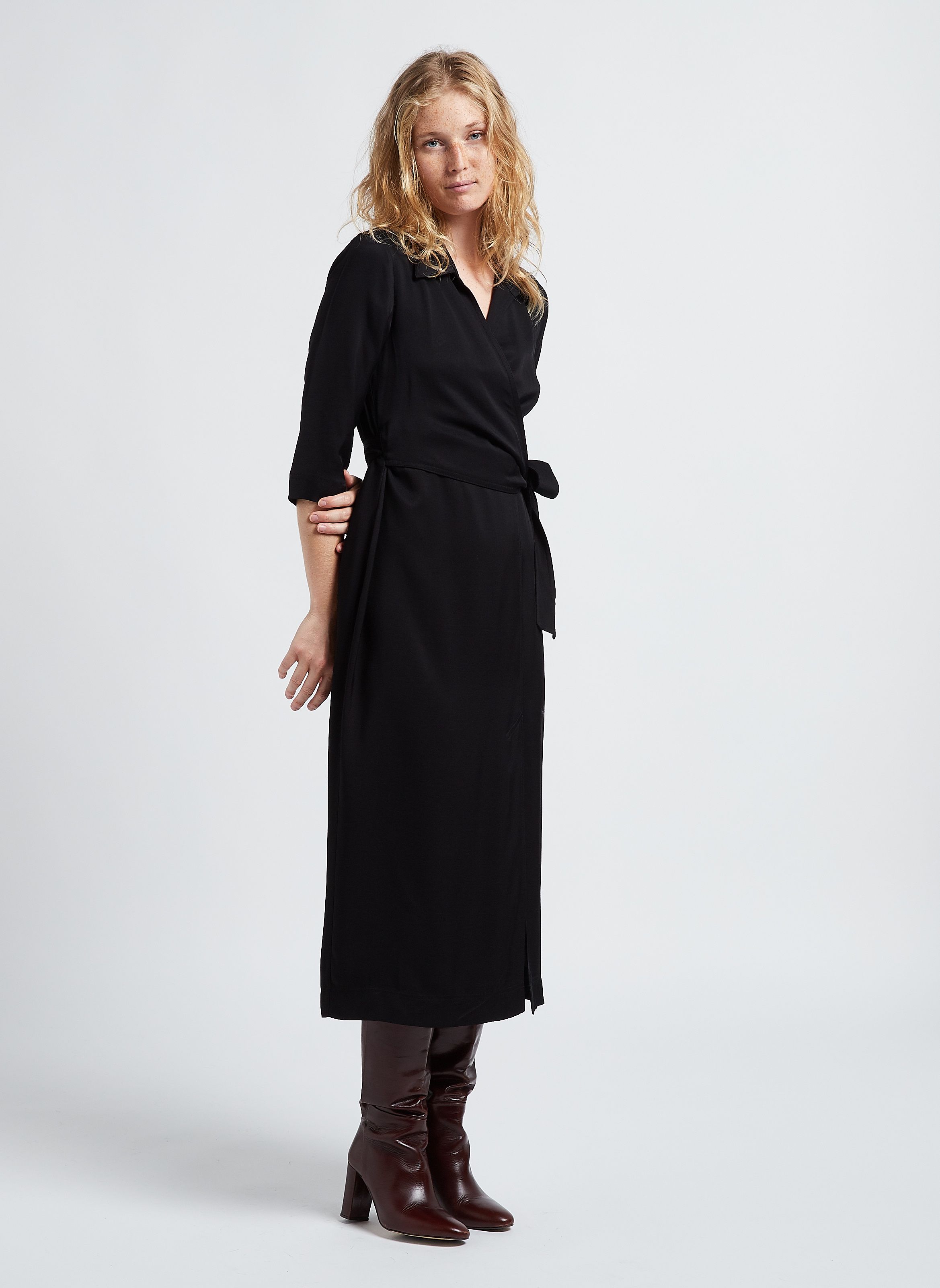 Midi Dress With Lapel V neck Noir Maison 123 Women Place des