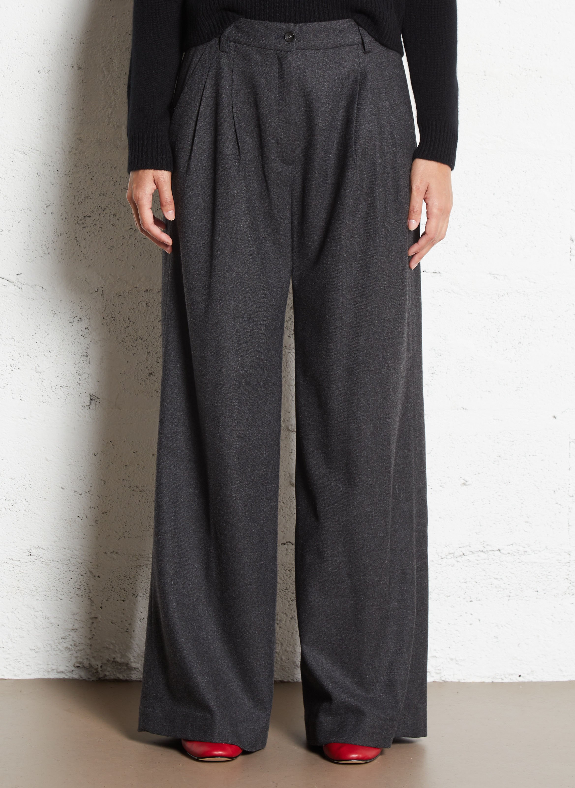 Wide pleated wool blend trousers Anthracite melange Filippa