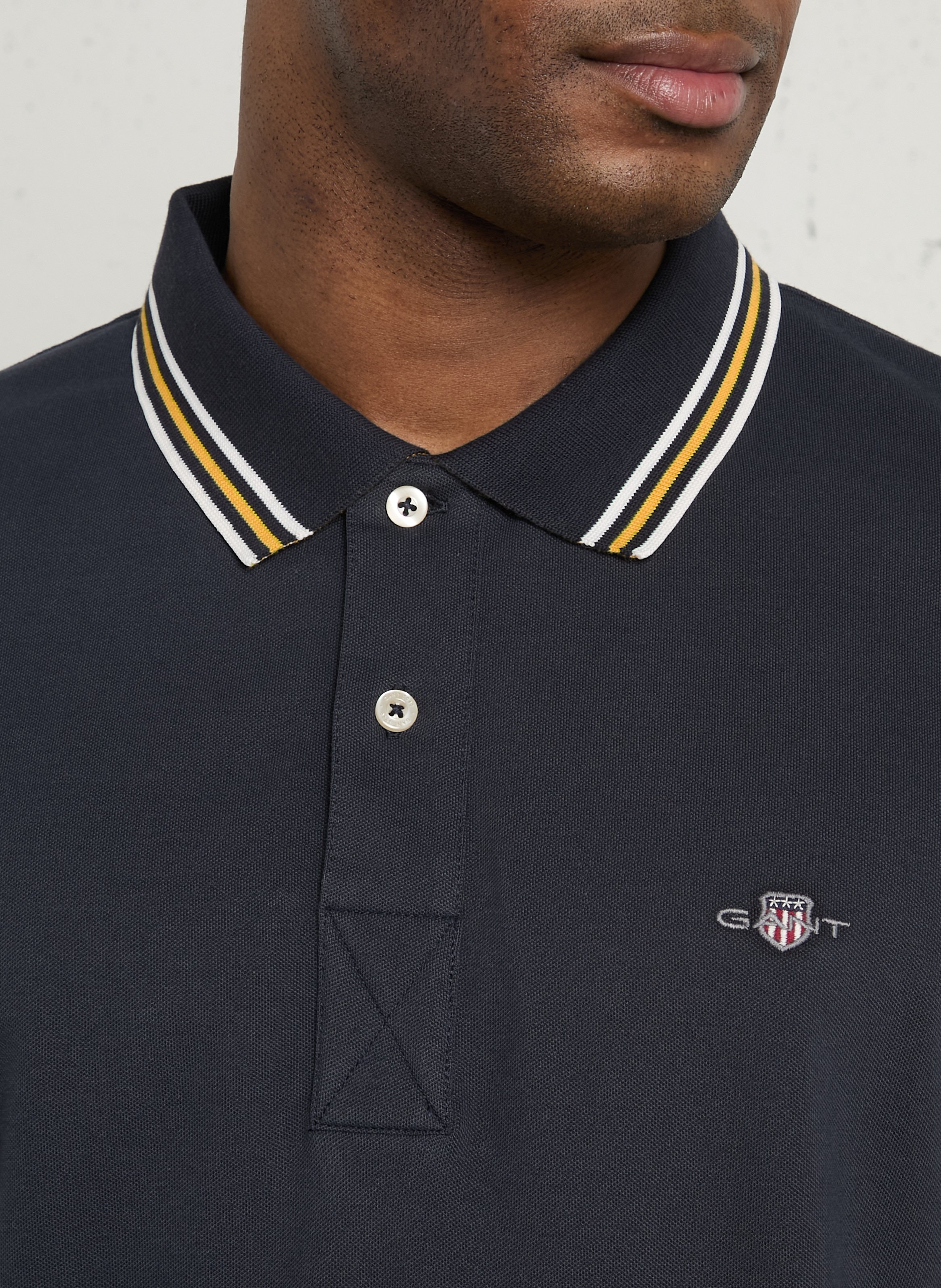 Polo manches courtes droit en coton mélangé GANT Bleu