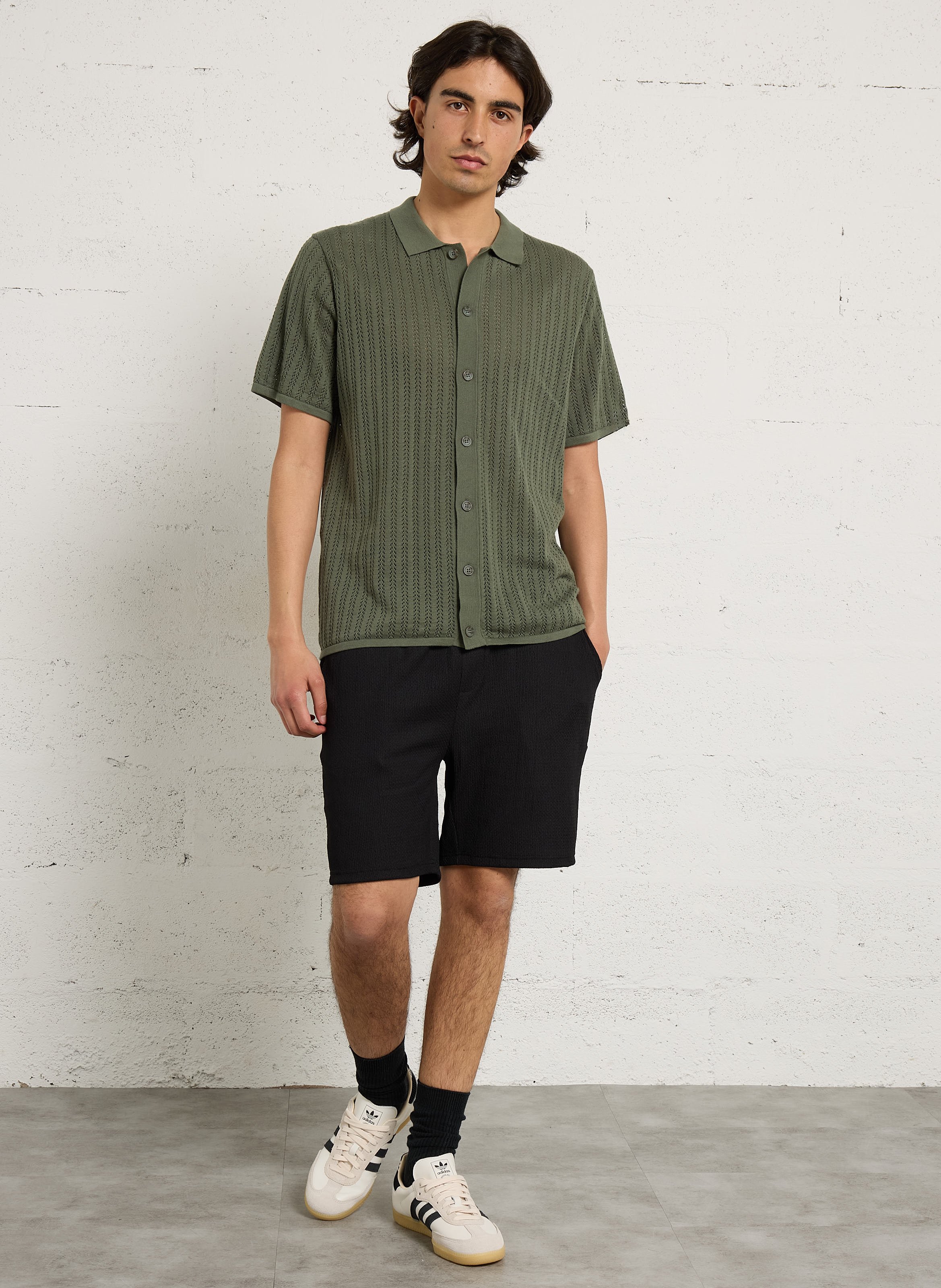 Short droit  LE TEMPS DES CERISES Noir