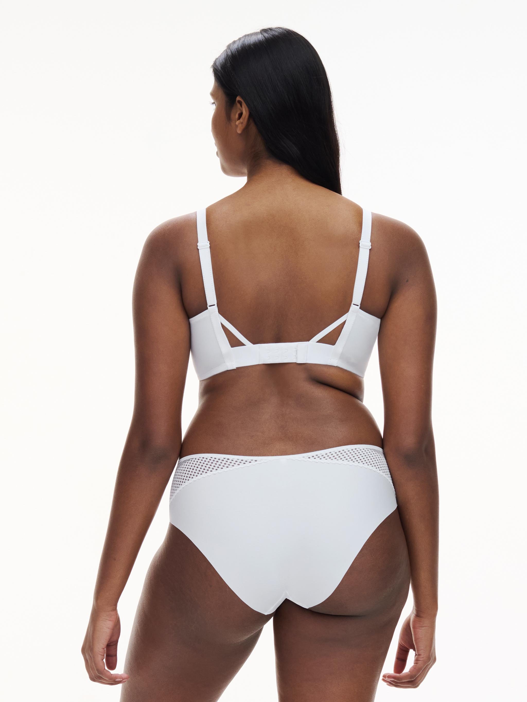 Non-wired support bra with cups CHANTELLE PULP White