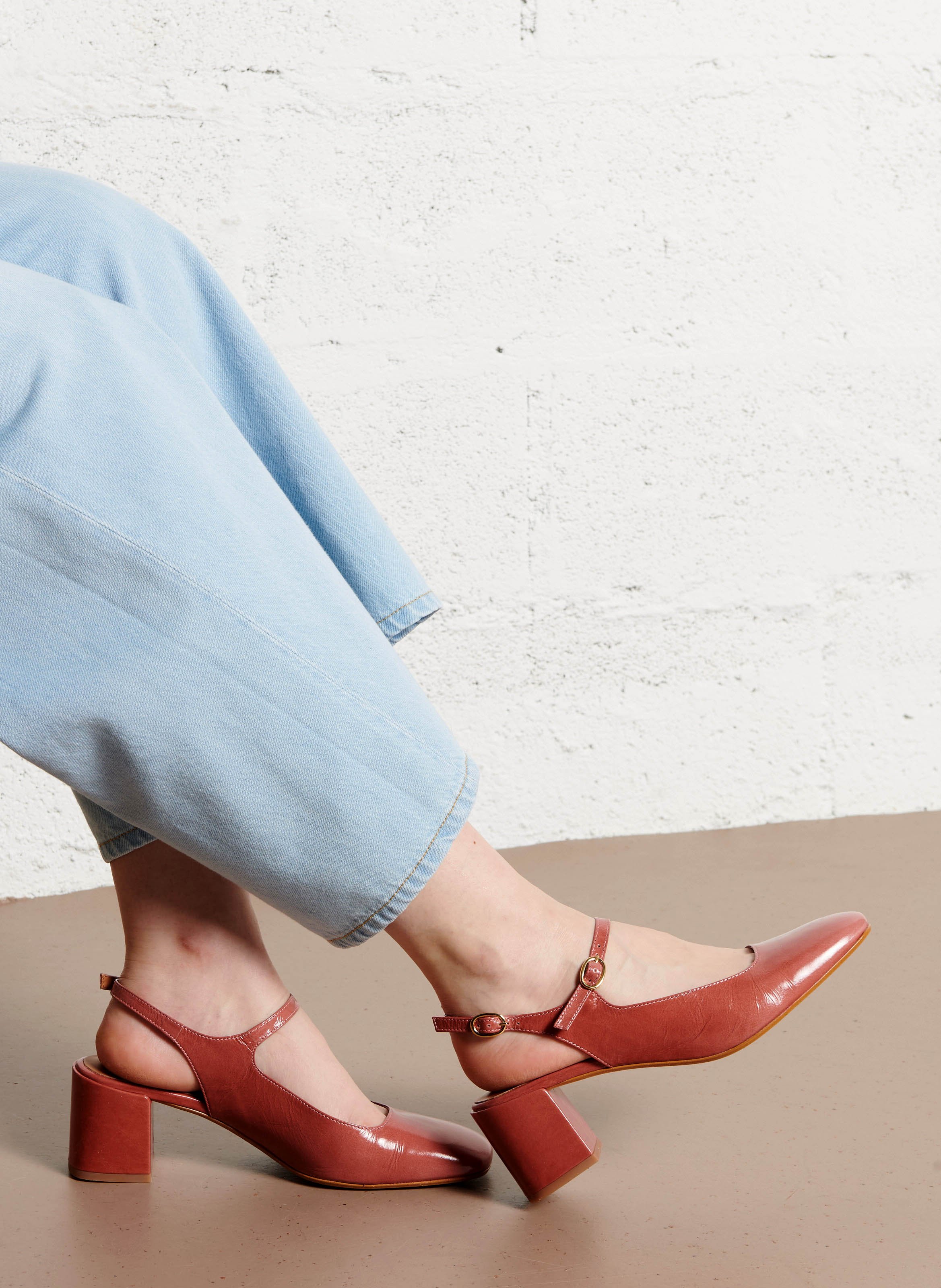 Babies slingbacks à talon en cuir verni MELLOW YELLOW Rose