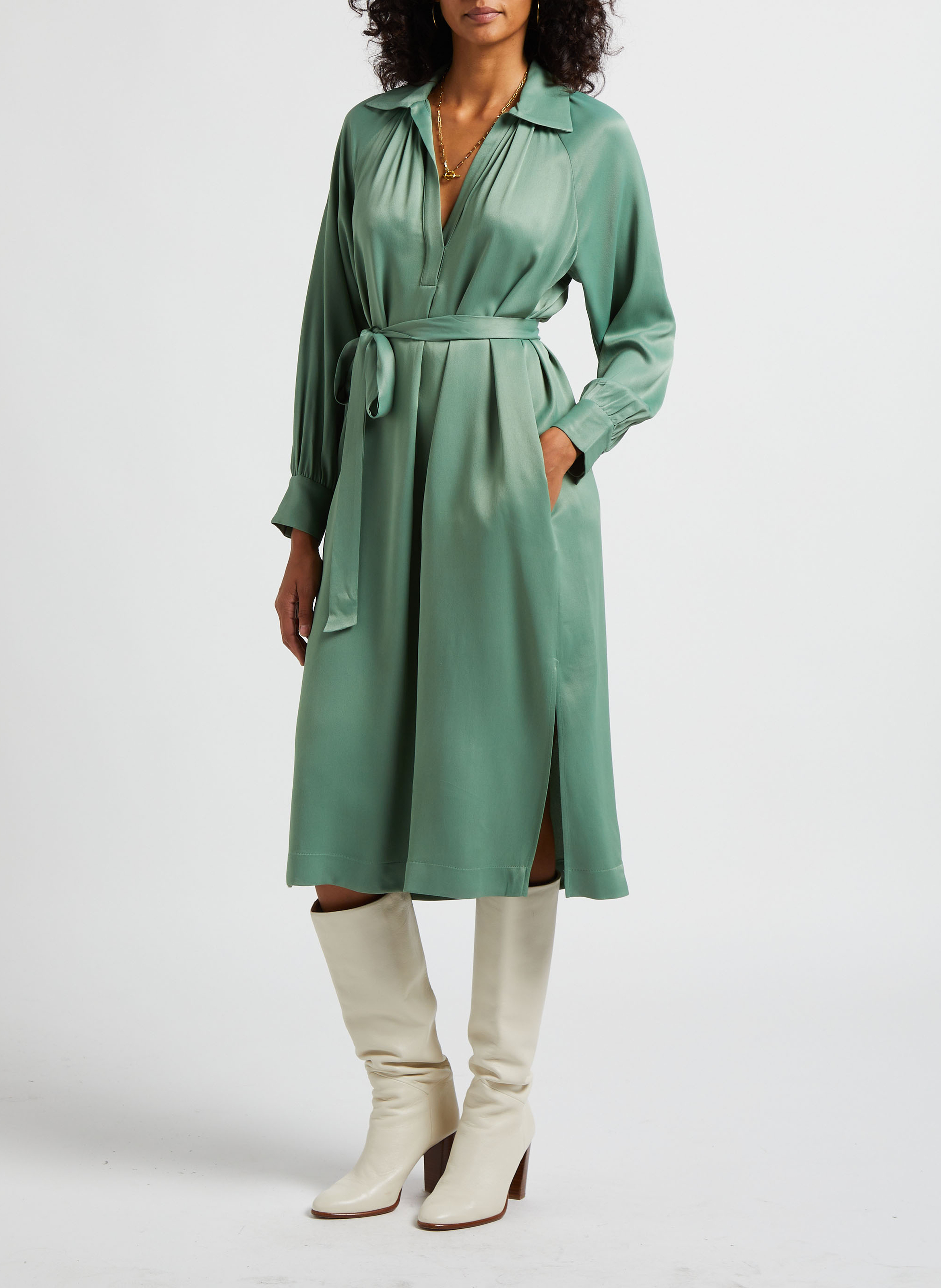 Midikleid mit Polokragen aus Satin PAUL AND JOE Grun