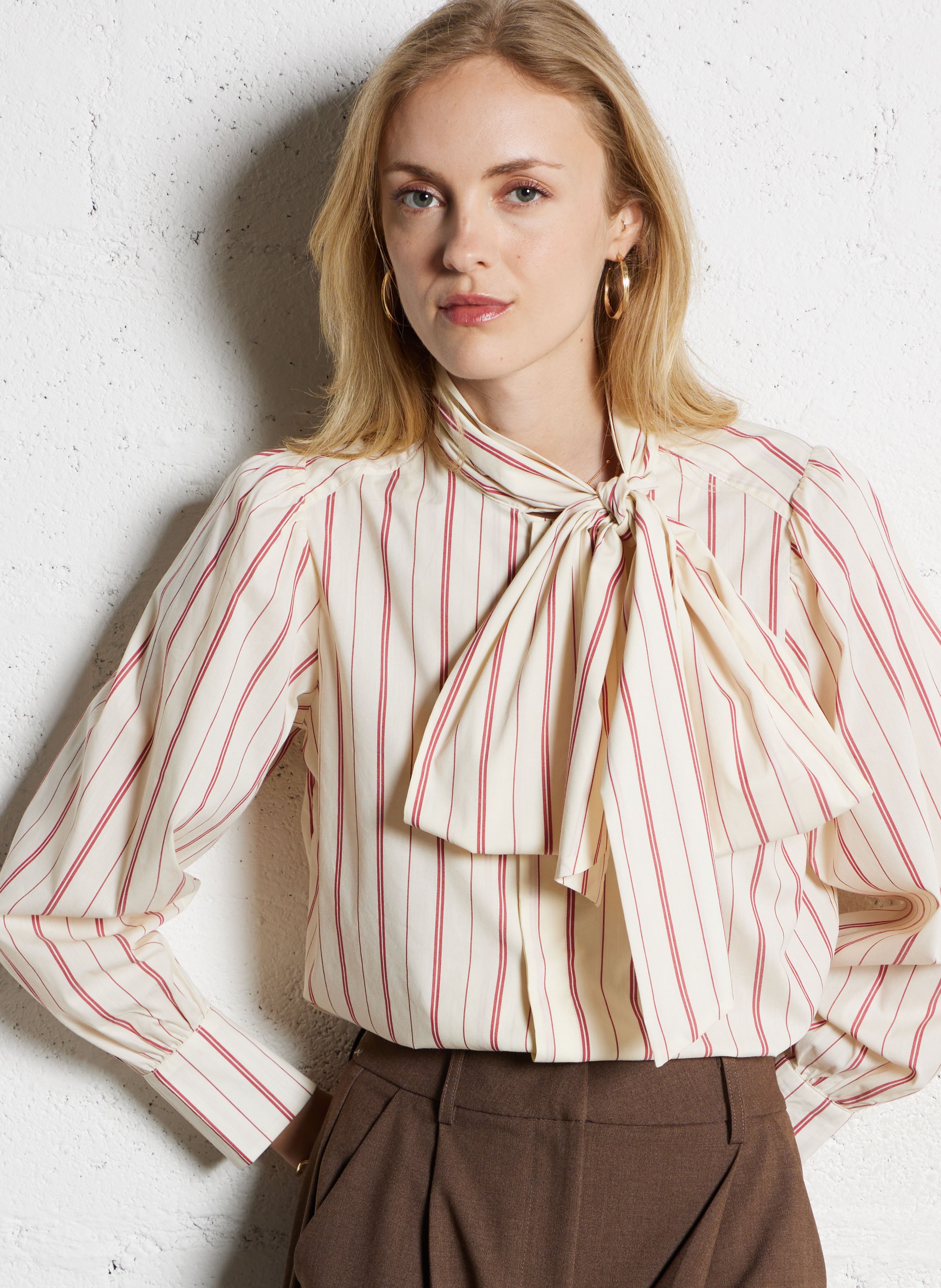 Striped shirt with pussy-bow collar SUNCOO Red