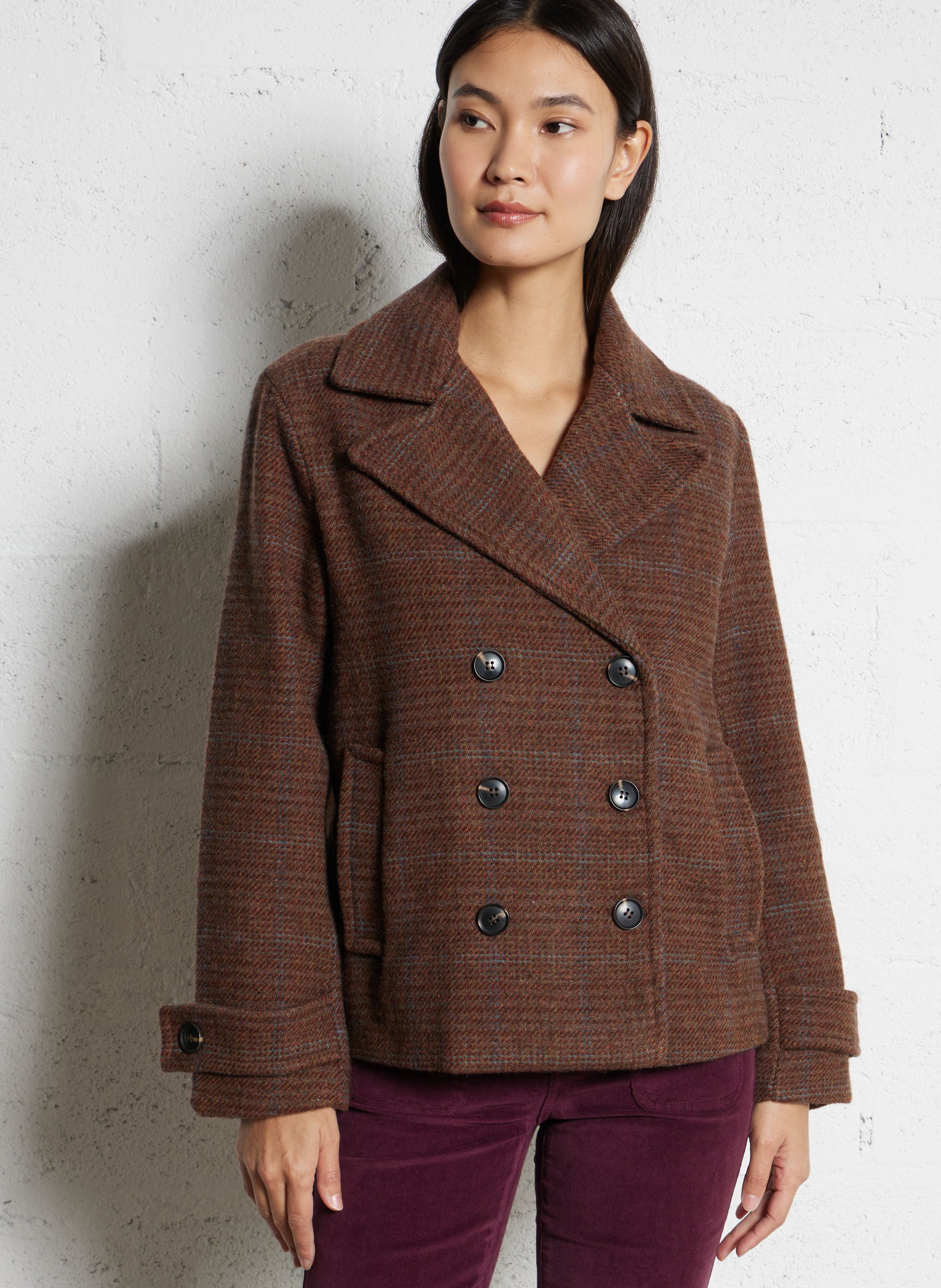 Fließende gerade Bluse mit Blumen LA PETITE ETOILE Mehrfarbig