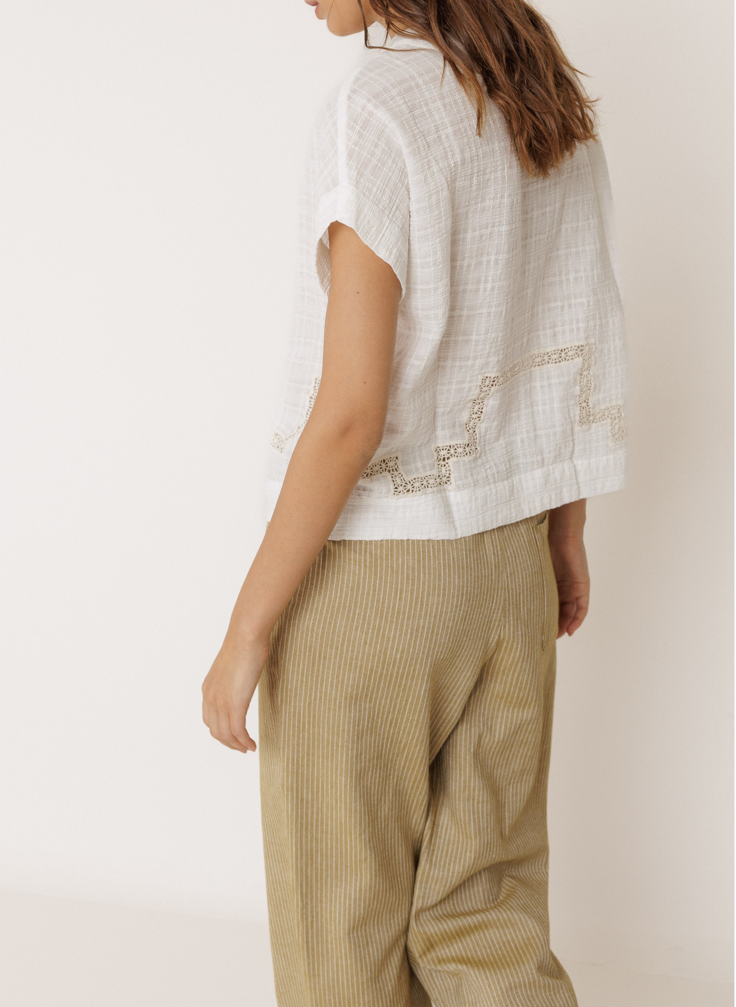 Baumwollbluse mit V-Ausschnitt INDI & COLD Beige