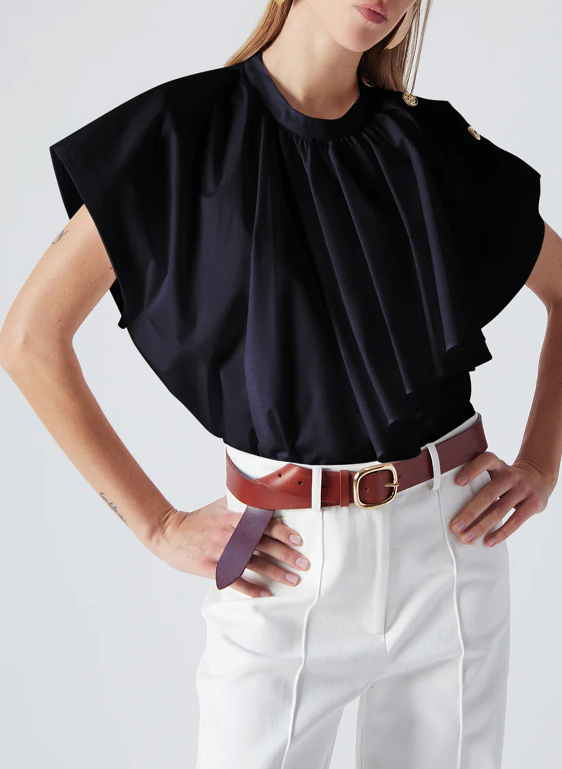 Short-sleeve ruffled top THE LABEL EDITION Black