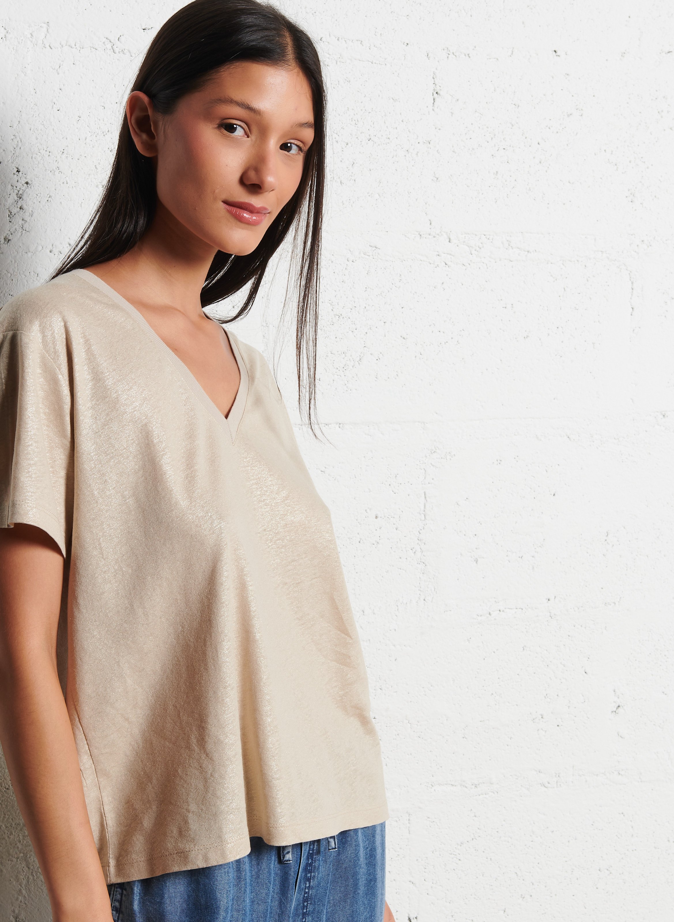 Iridescent V-neck T-shirt in blended linen IKKS