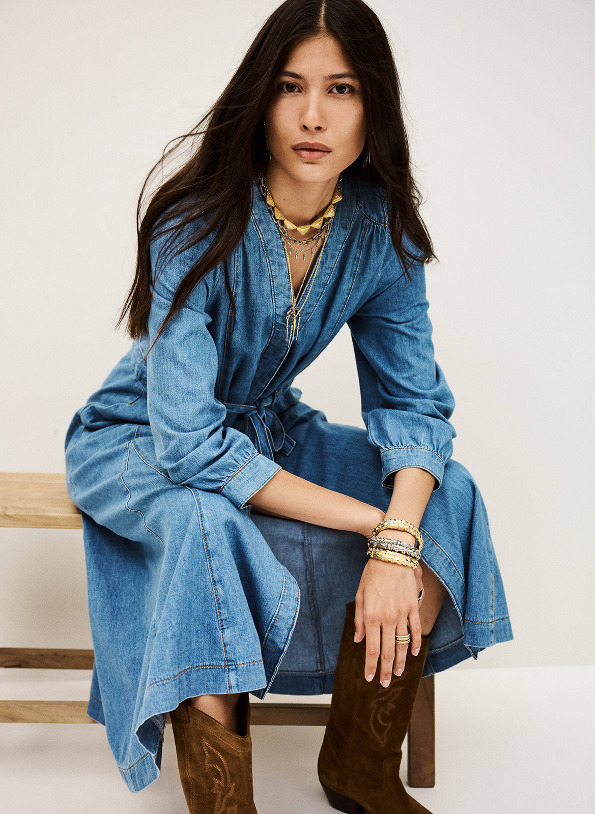 Robe longue col v ceinturée en denim BA&SH Bleu