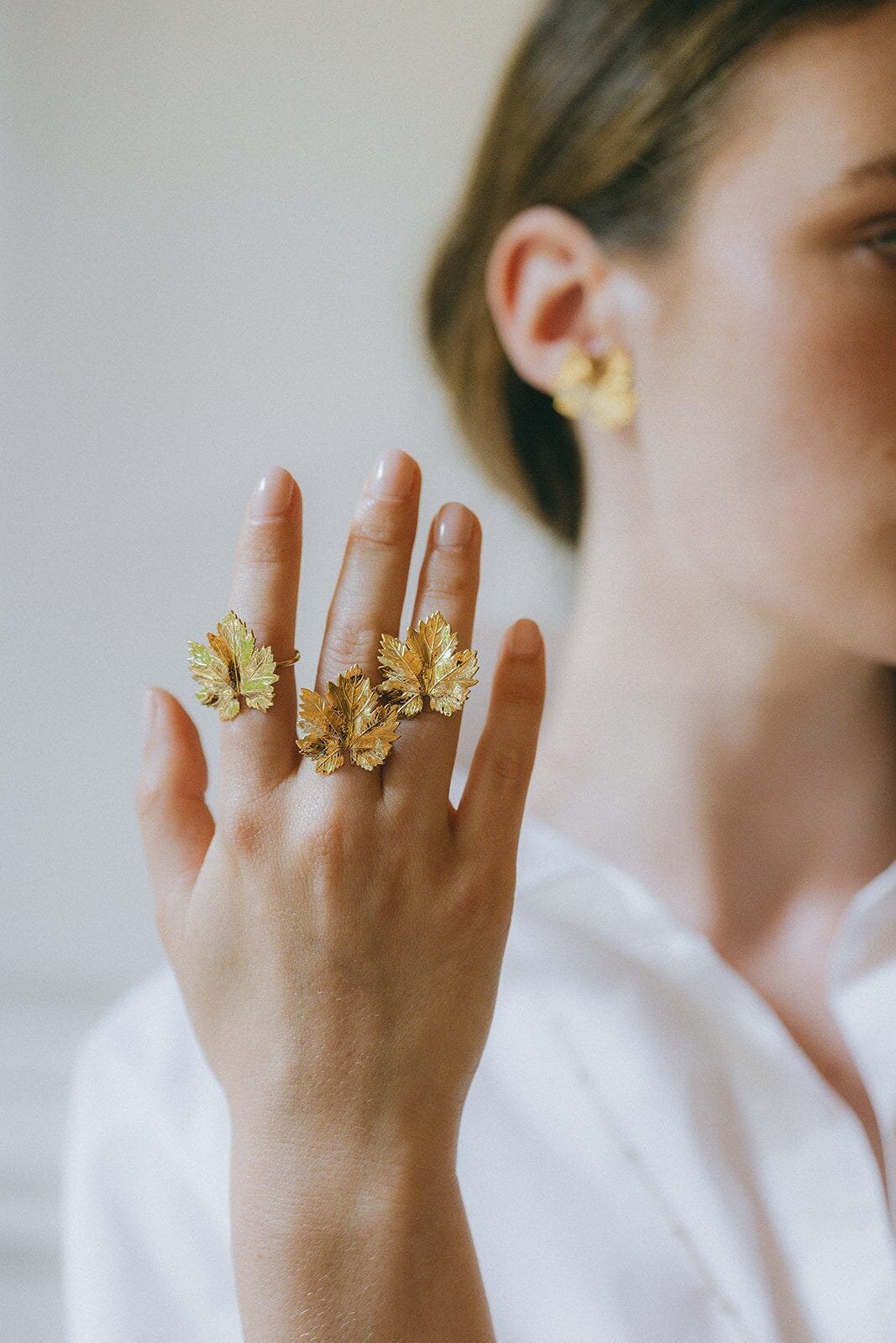 HÉRA - Silver-plated leaf maxi ring MONSIEUR SIMONE Golden