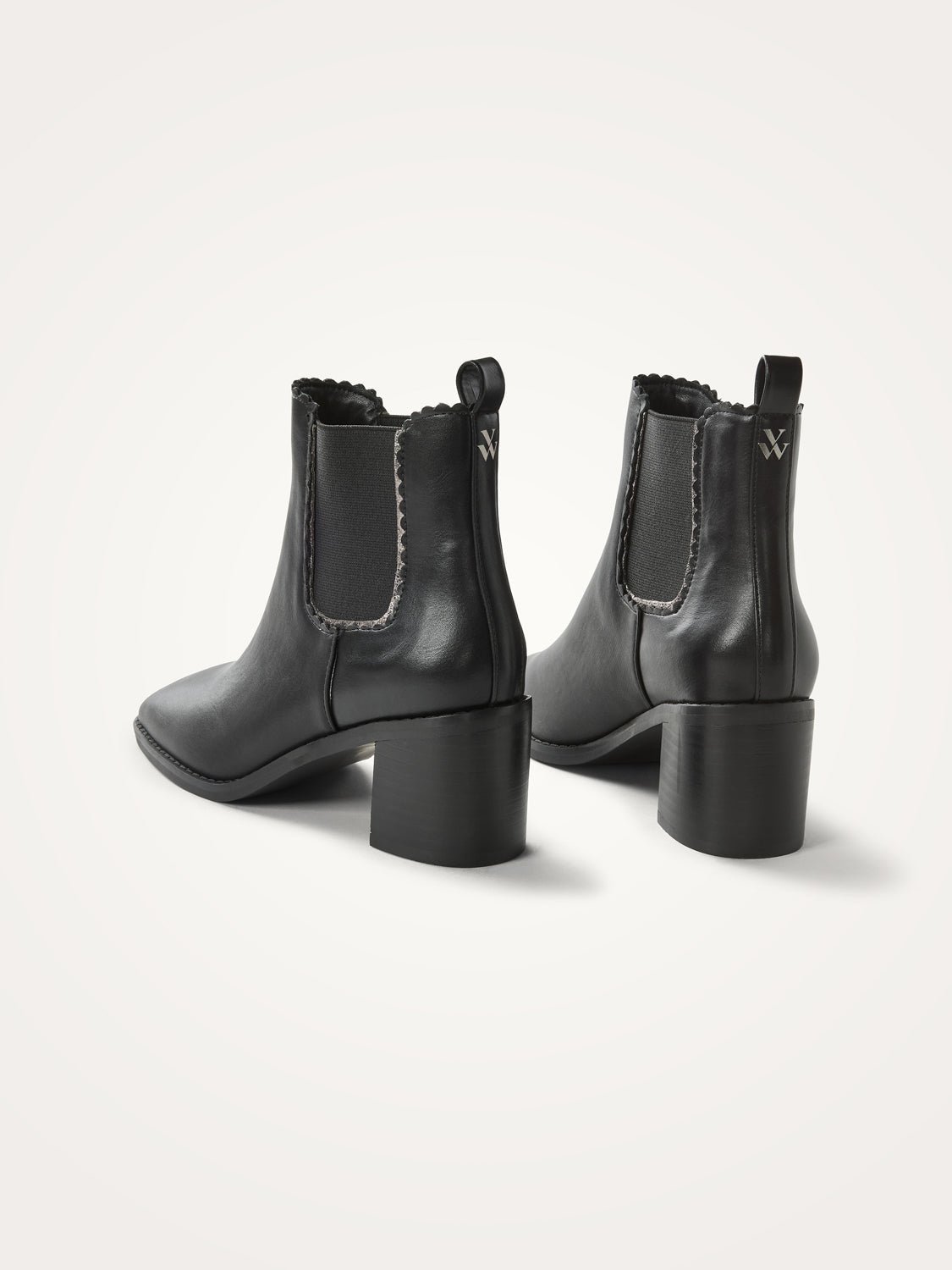 Chelsea ankle boots with heel VANESSA WU Black