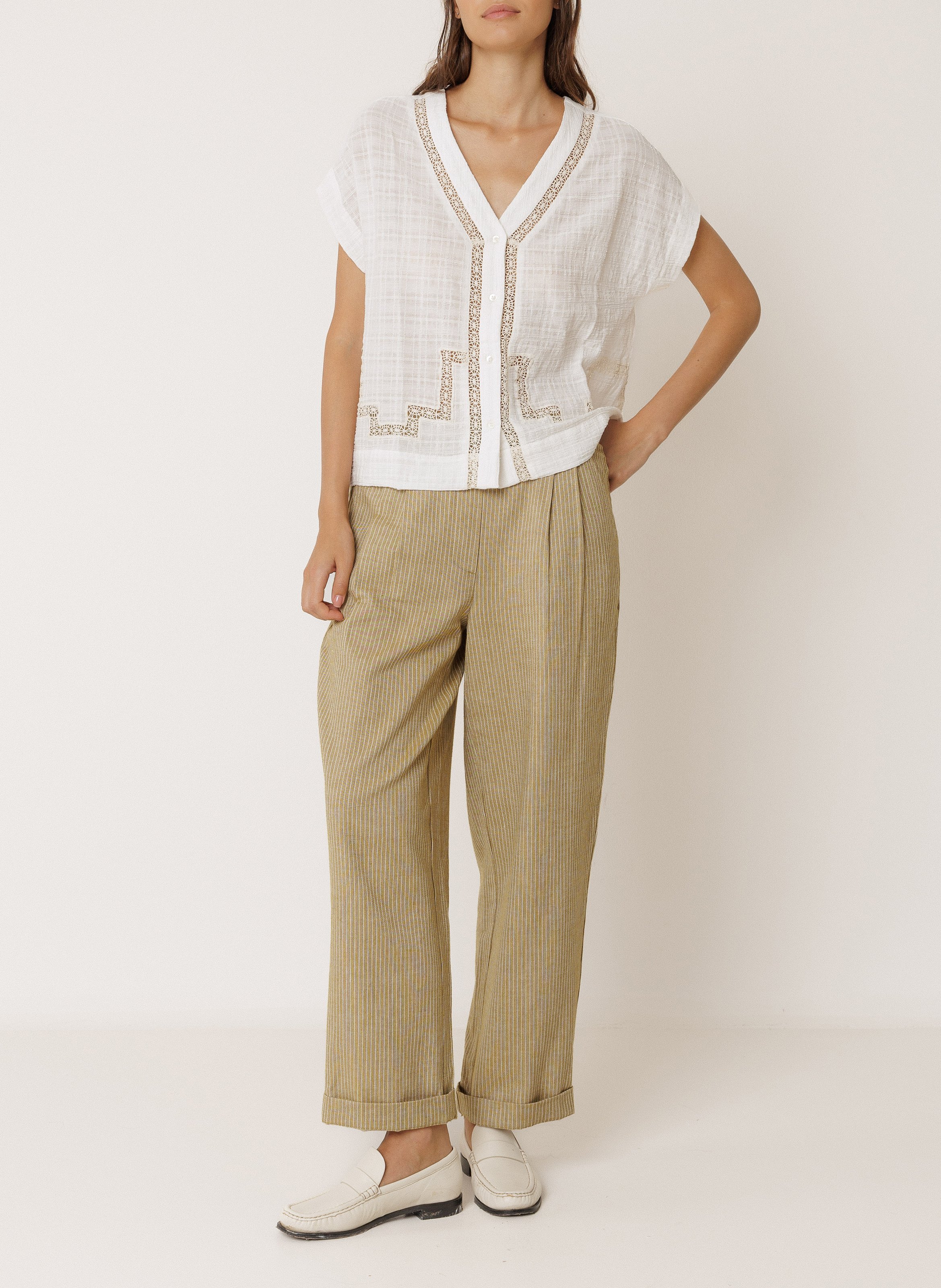 Baumwollbluse mit V-Ausschnitt INDI & COLD Beige