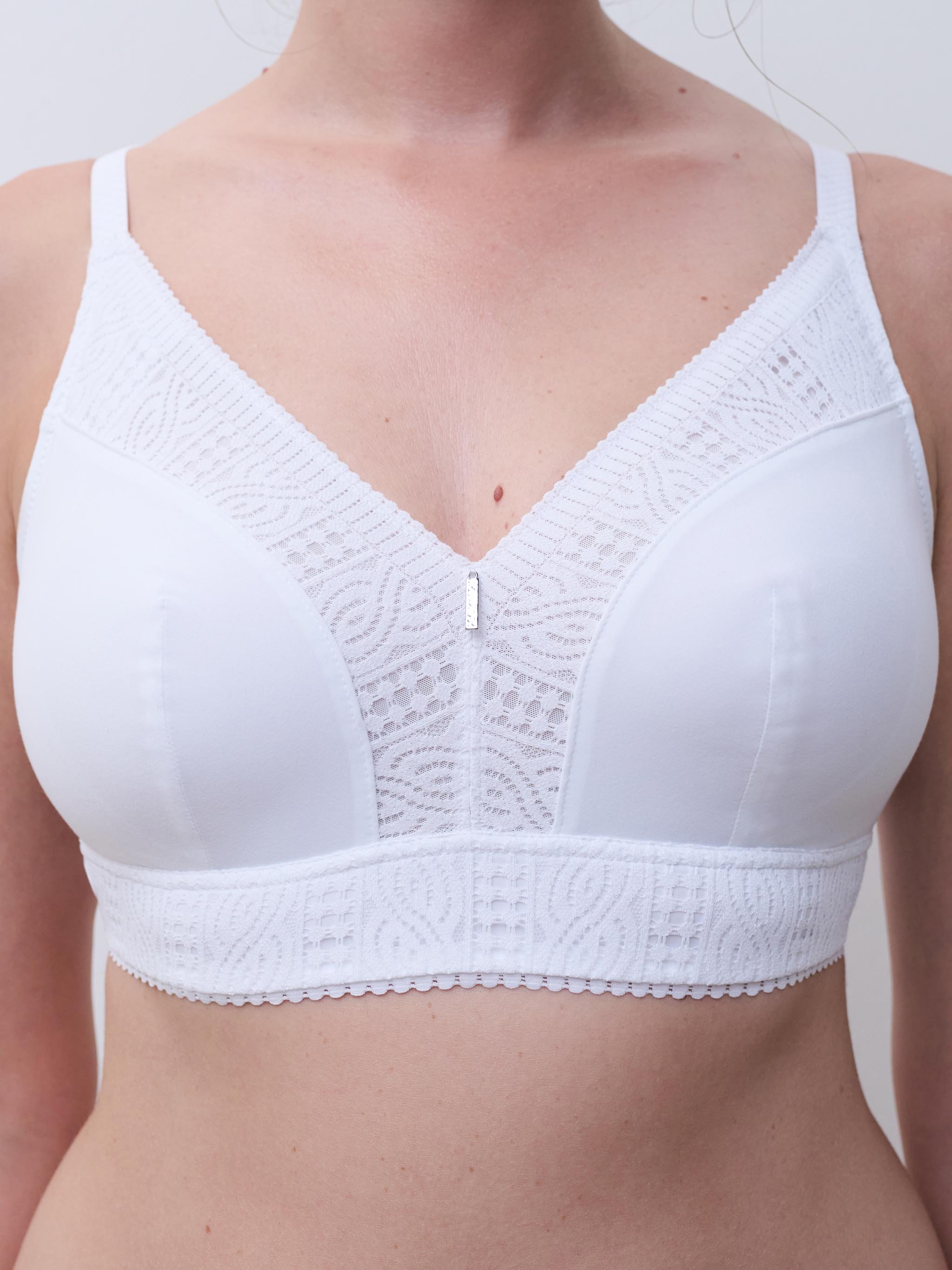 Non-wired support bra with cups | White CHANTELLE Women