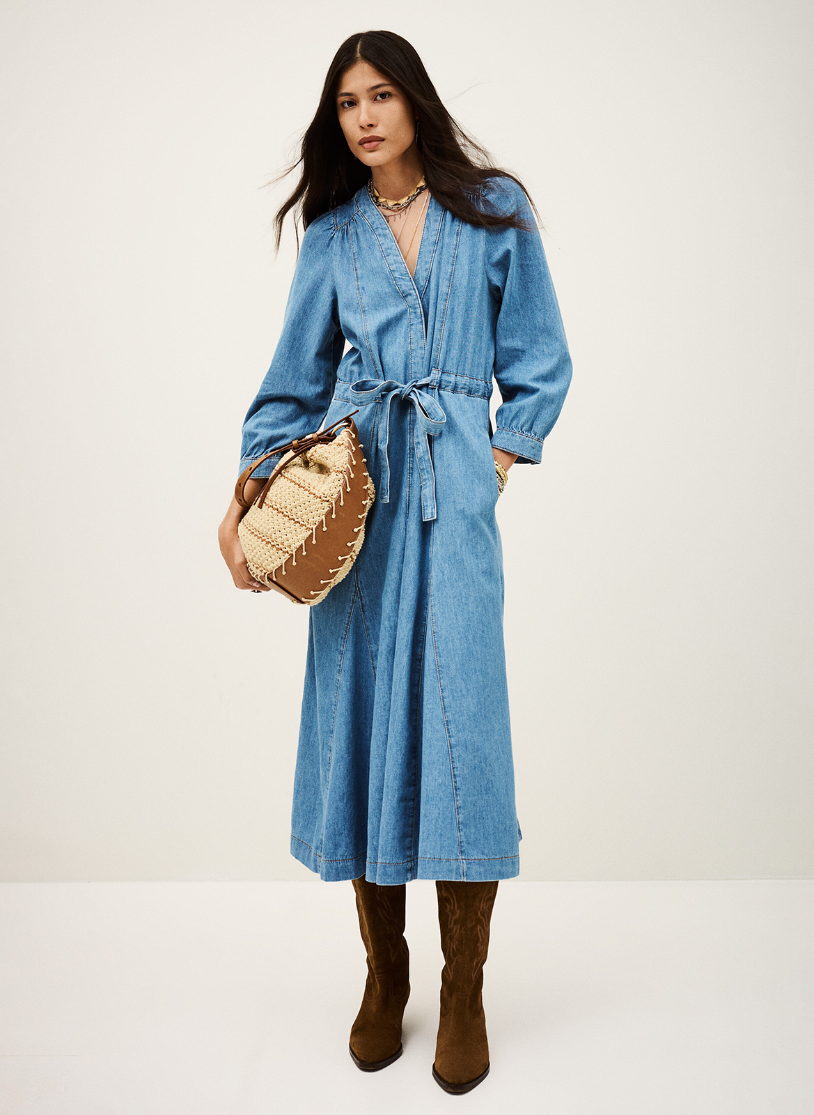 Robe longue col v ceinturée en denim BA&SH Bleu