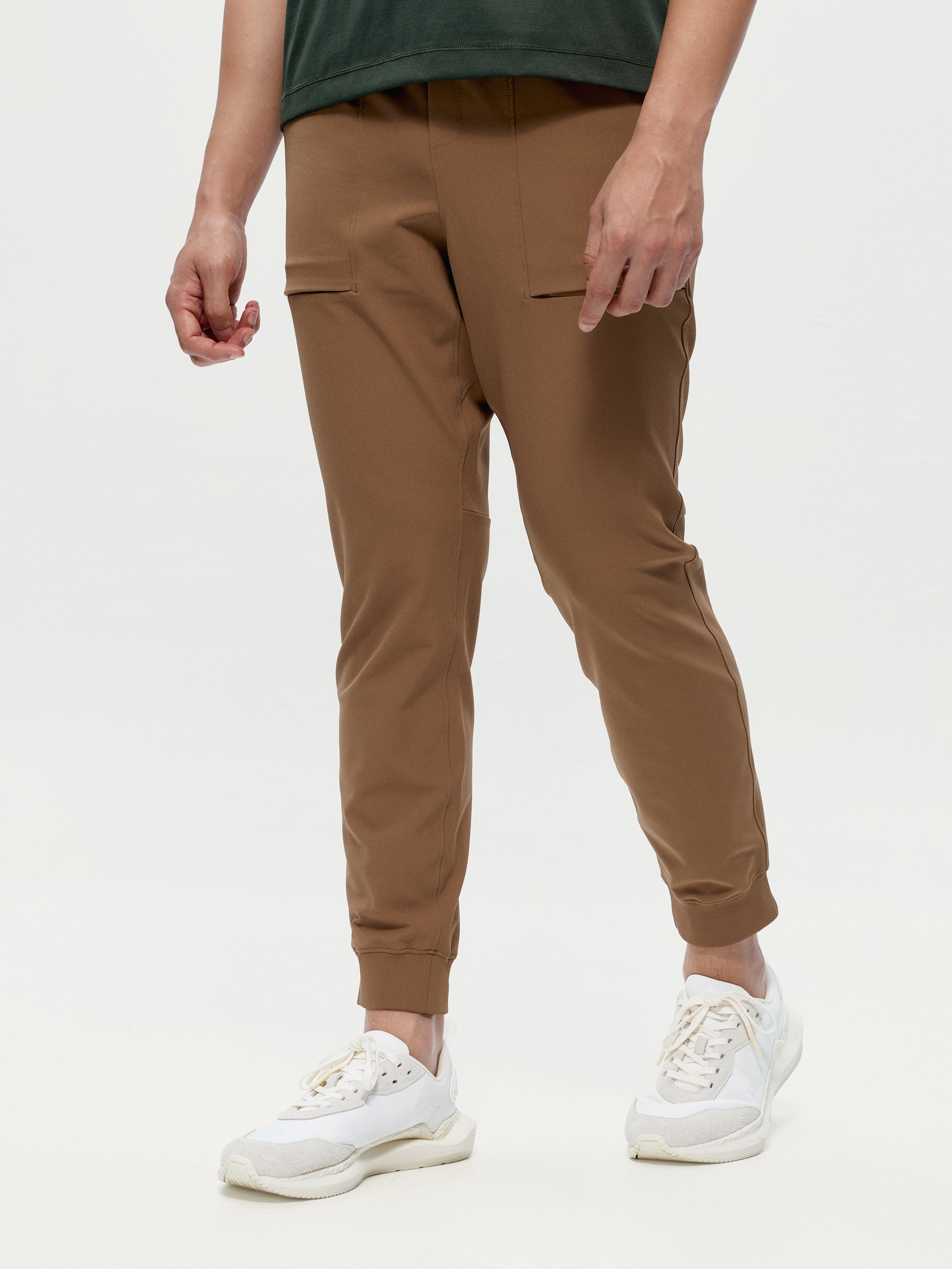 Performance athleisure sports pants BORN LIVING YOGA Brown