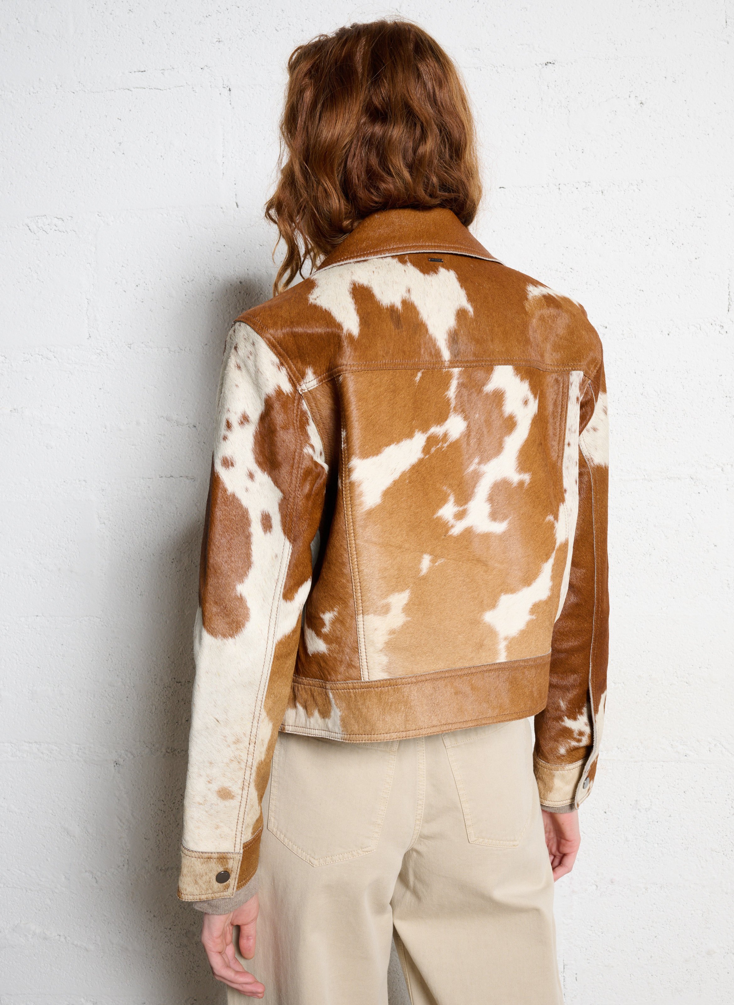 Rechte jas met klassieke kraag van bedrukt leer IKKS Beige