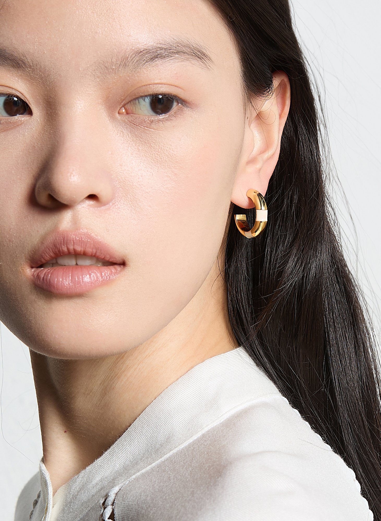 Open creole earrings FEEKA White