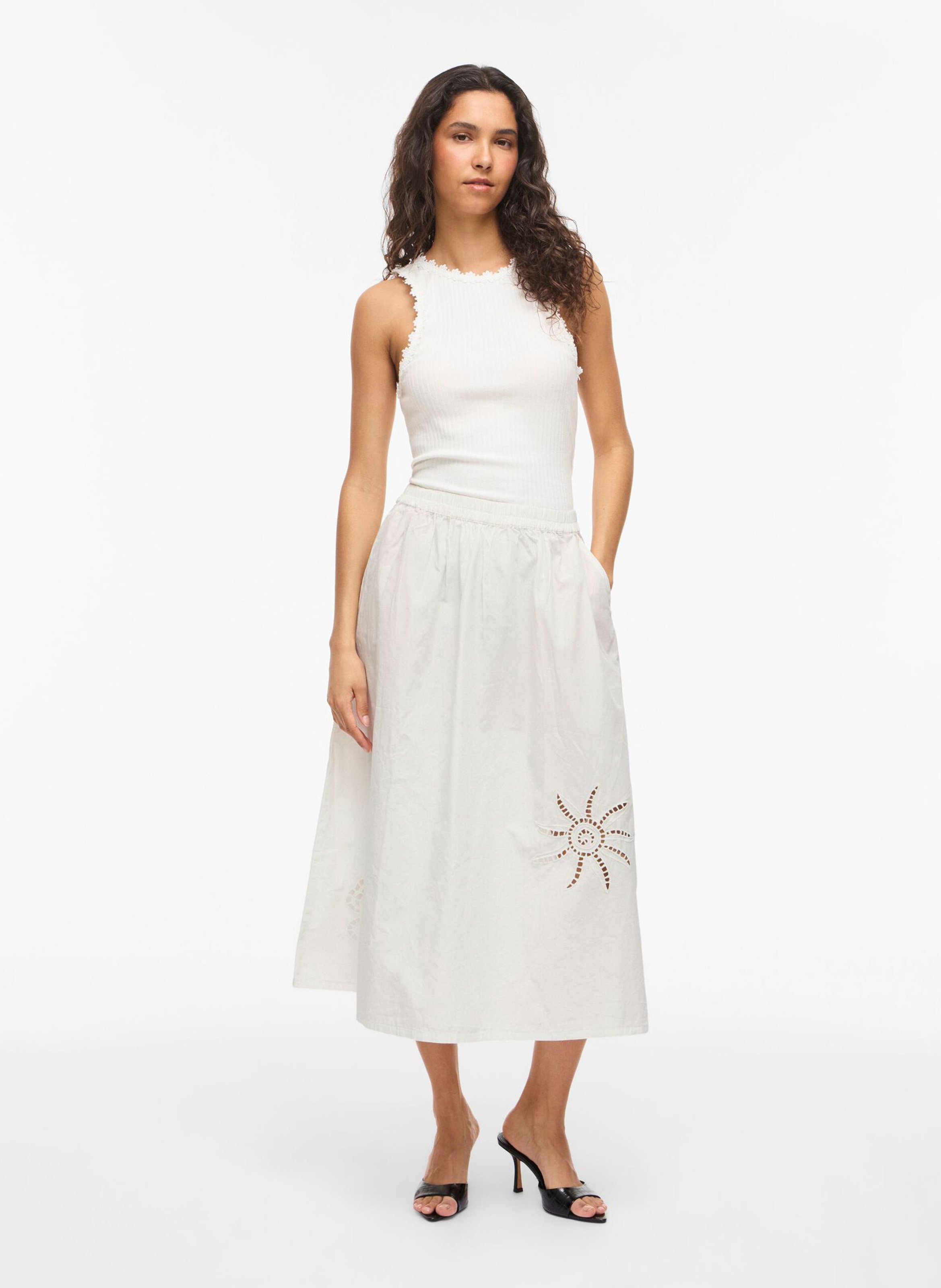 Wijd uitlopende lange rok met uitsnijddetail VILA Wit