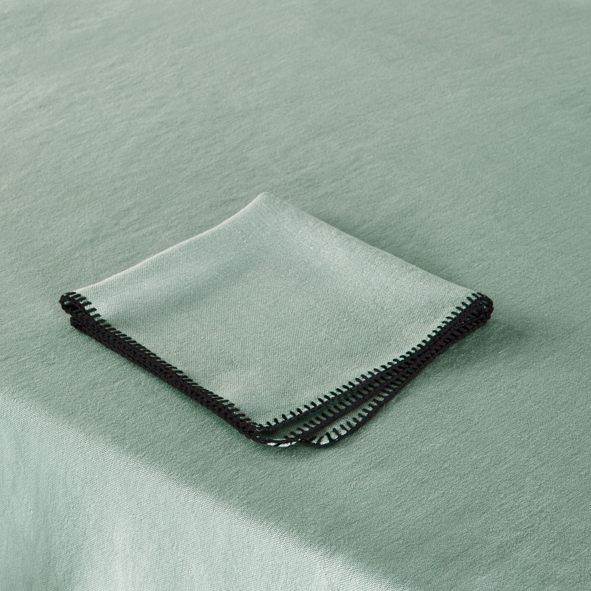 NINO - Rectangular linen tablecloth MADURA Green