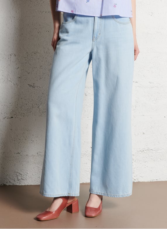 Gekleurde straight-fit jeans met 5 zakken | Blauw by LAB DIP Gekleurde straight-fit jeans met 5 zakken Blauw