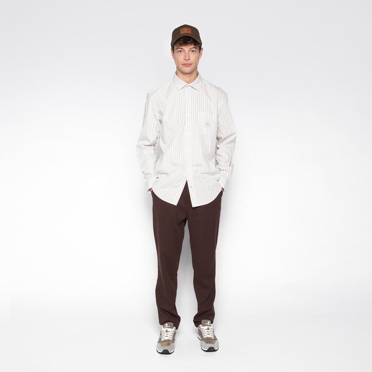 Straight leg pants with elastic waistband SERGE BLANCO Brown