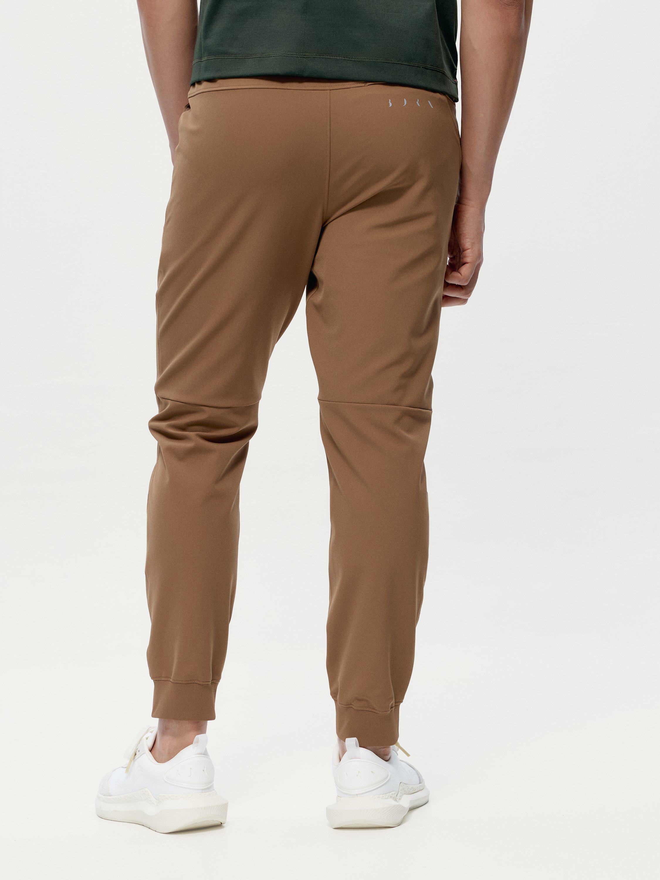 Performance athleisure sports pants BORN LIVING YOGA Brown