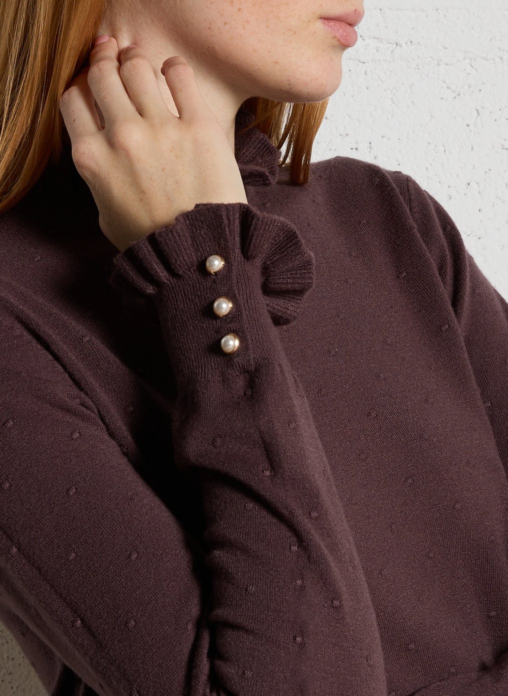 Pull col rond jacquard à volants LA PETITE ETOILE Marron