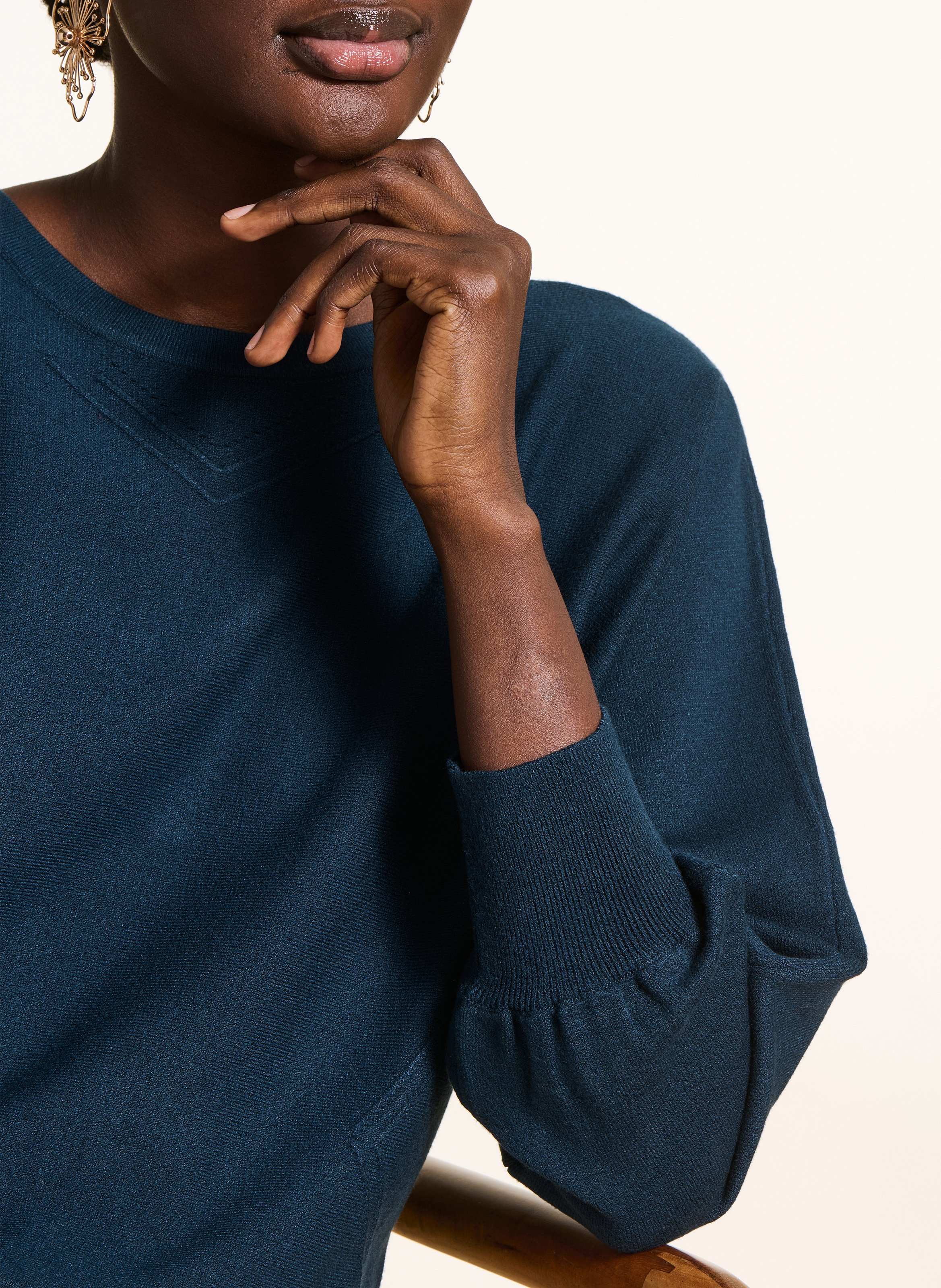 Pull col rond droit en maille LA FEE MARABOUTEE Bleu