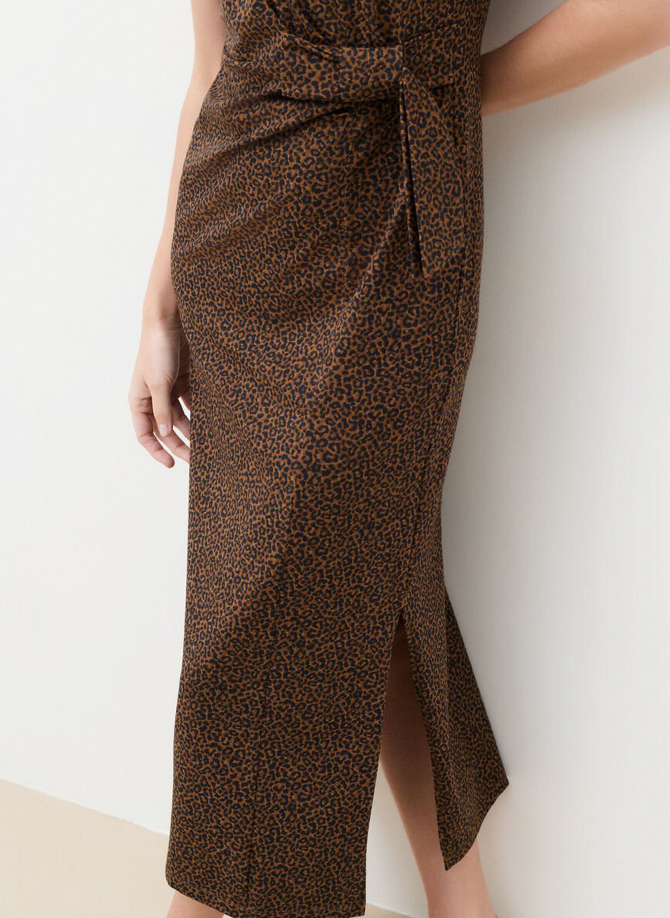 Long cotton-blend V-neck dress CAROLL Brown