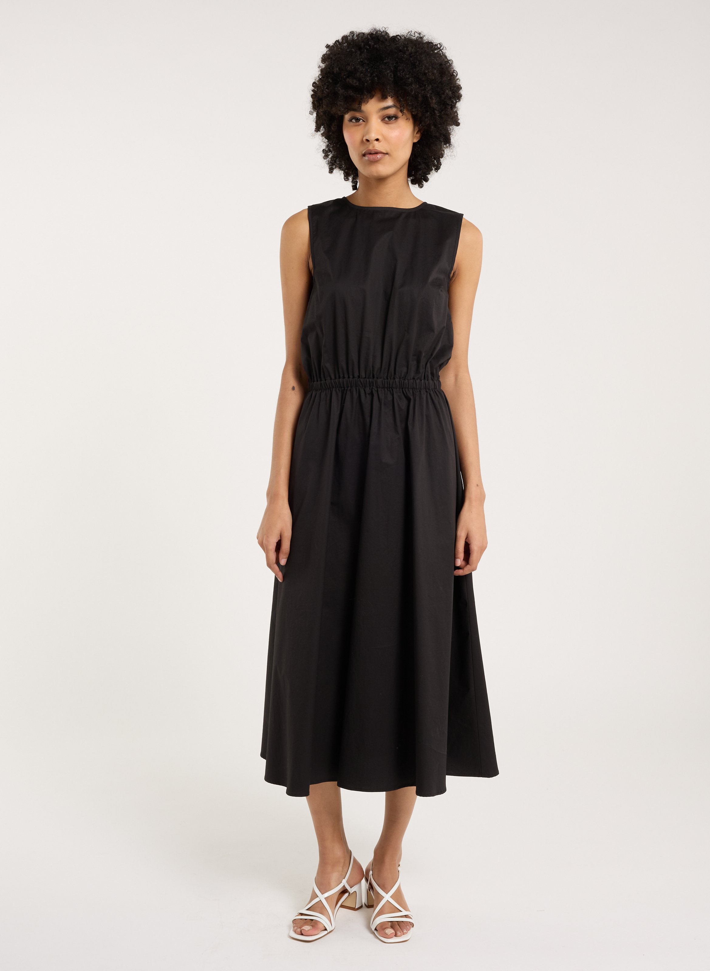 Midikleid mit Rundhalsausschnitt SAISON 1865 Schwarz