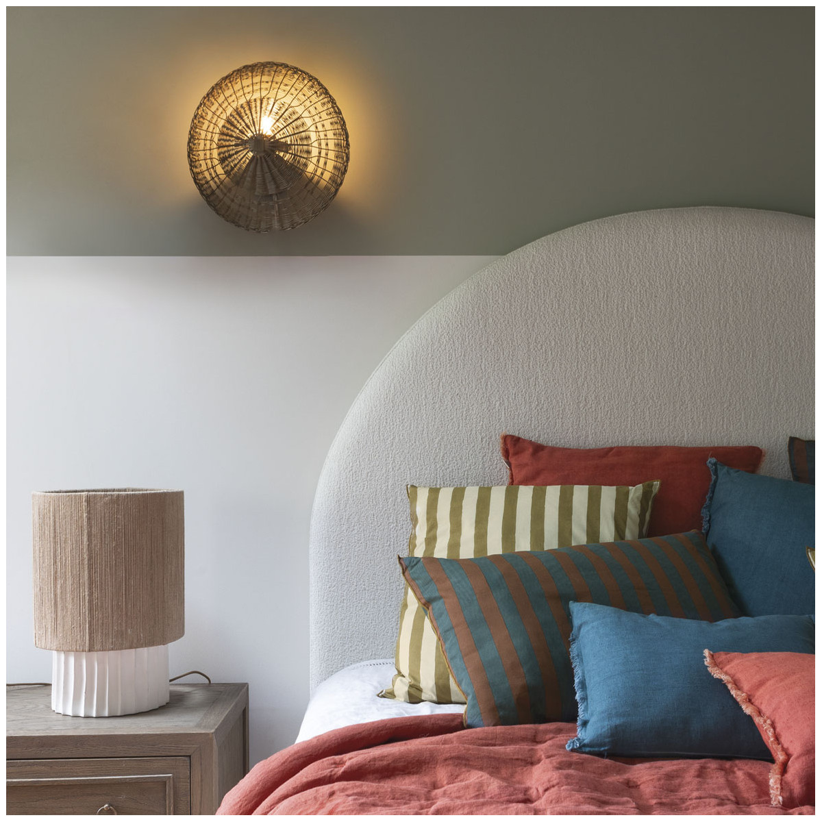 Metal wall light Brown