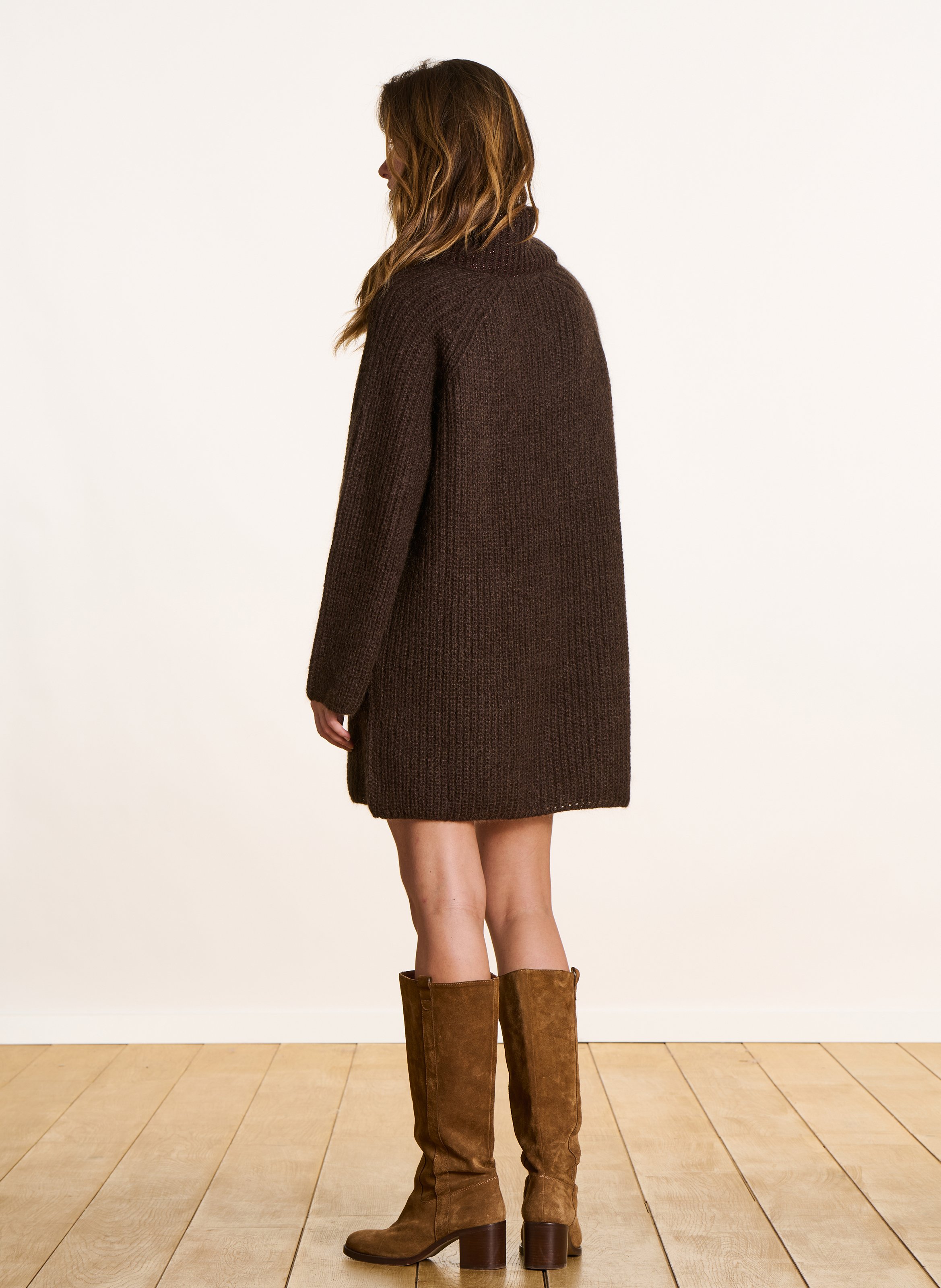 Robe courte  col roulé LA FEE MARABOUTEE Marron