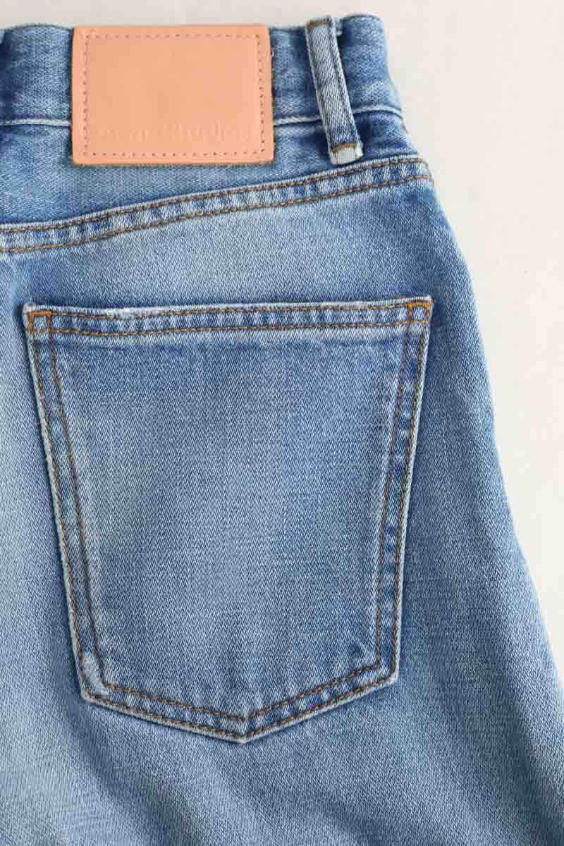 - Straight-leg jeans
- 5 pockets
- Straight cut
- Faded effect ACNE STUDIOS - Seconde Main Blue