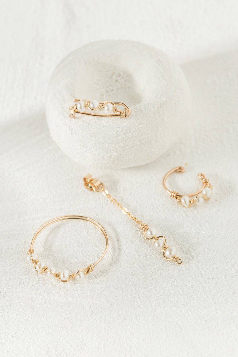 Fake pearl hoop earrings YAY White