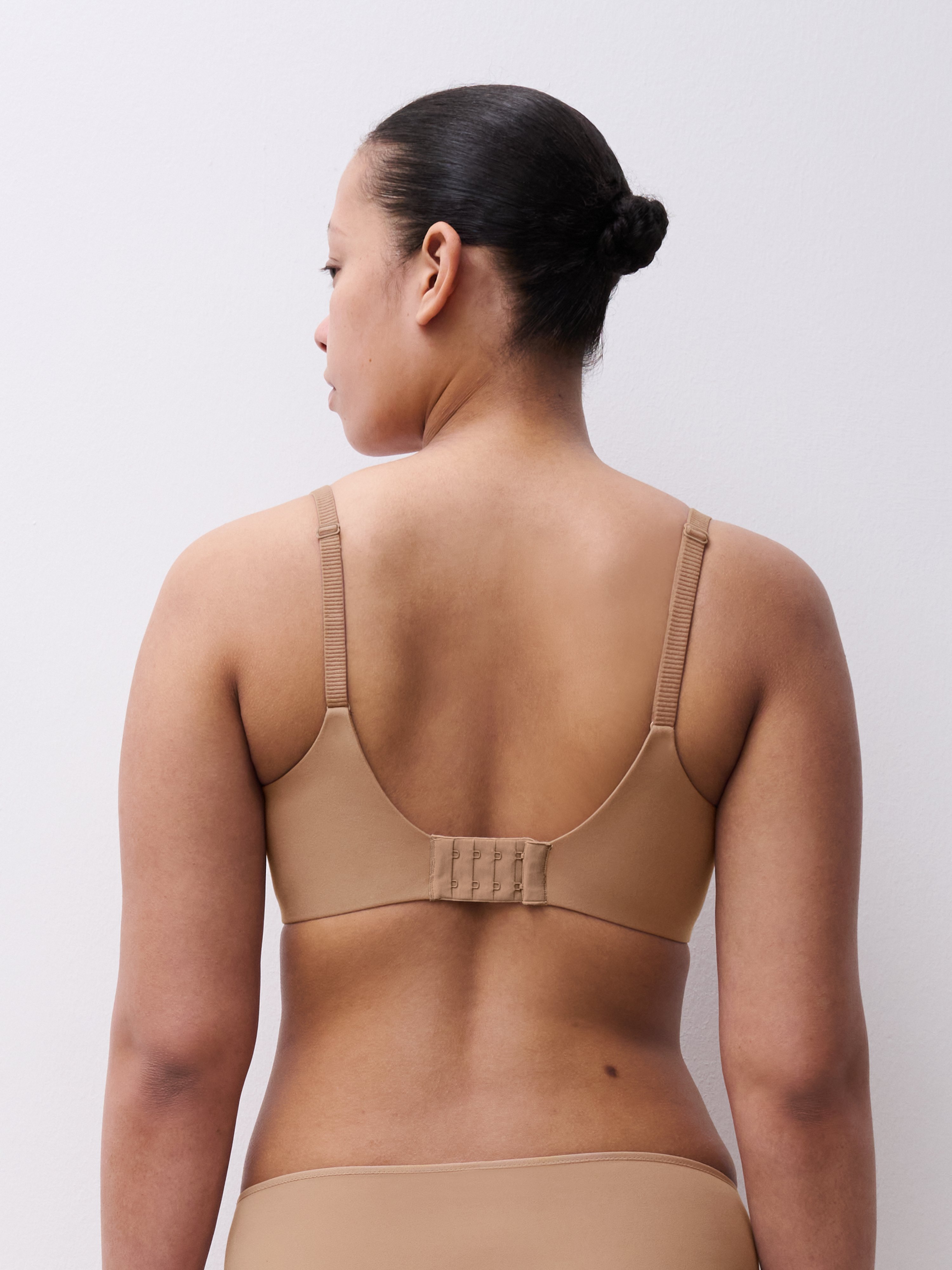 Full-cup bra CHANTELLE Brown